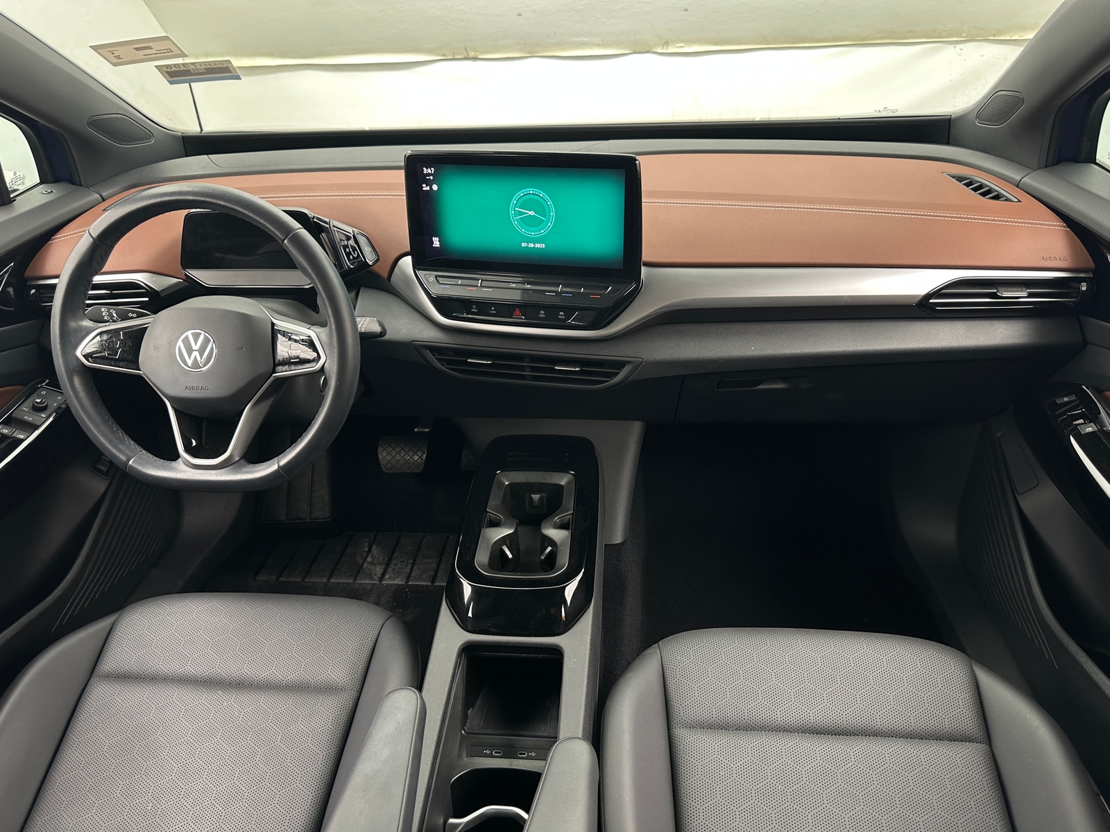 Thumbnail: 2021 Volkswagen ID.4 - 2