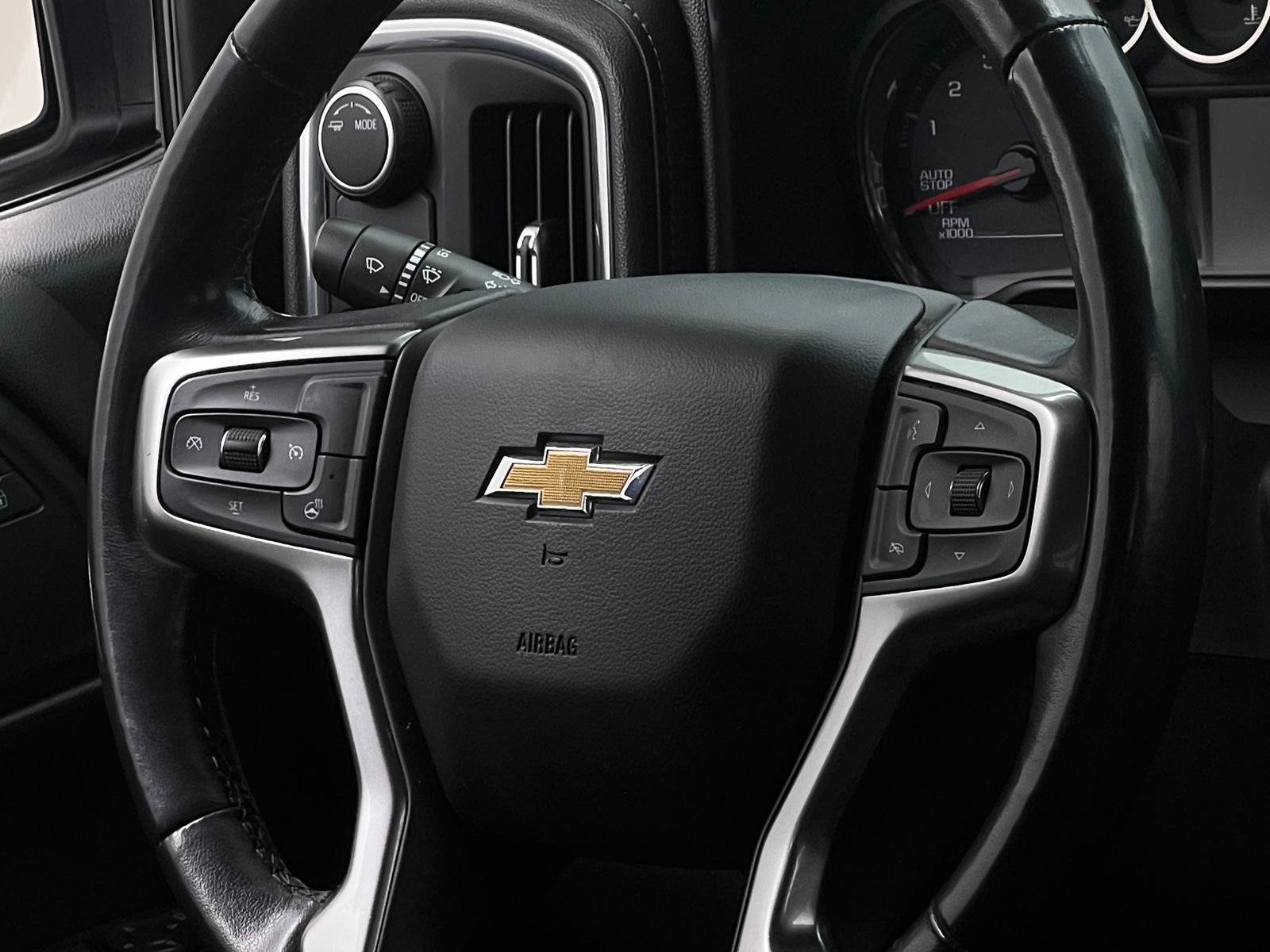 Thumbnail: 2020 Chevrolet Silverado 1500 - 5