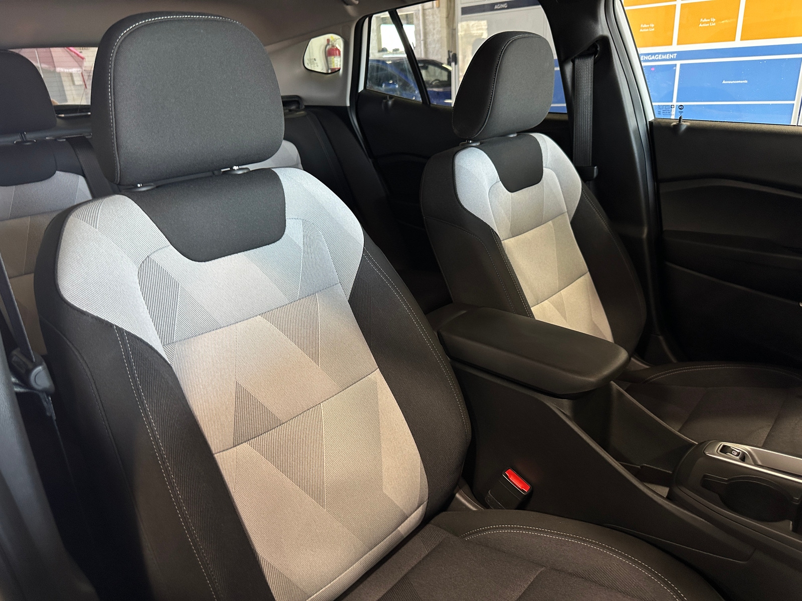 Thumbnail: 2025 Chevrolet Trax - 2