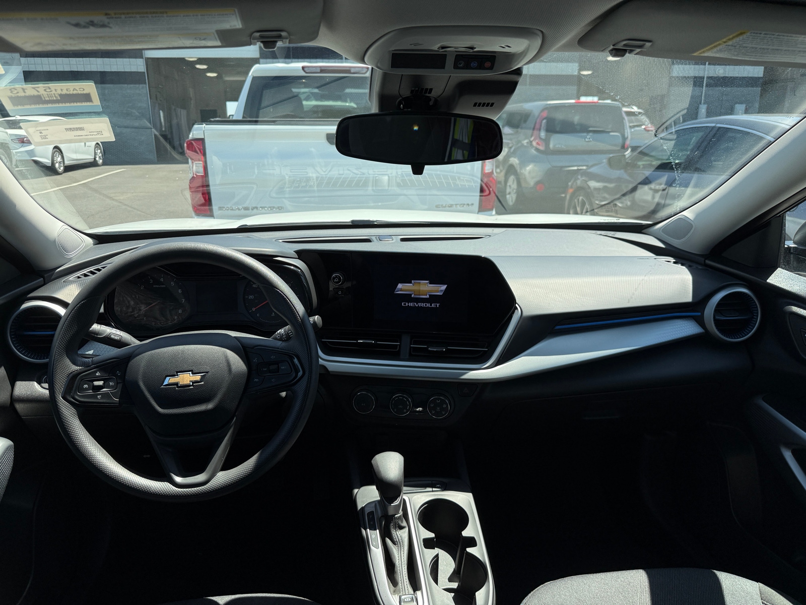 Thumbnail: 2025 Chevrolet Trax - 3