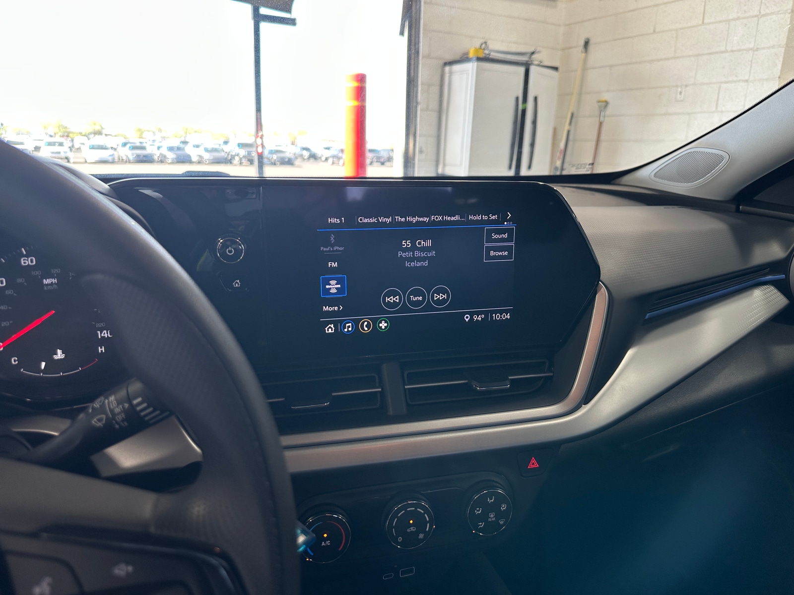 Thumbnail: 2025 Chevrolet Trax - 4