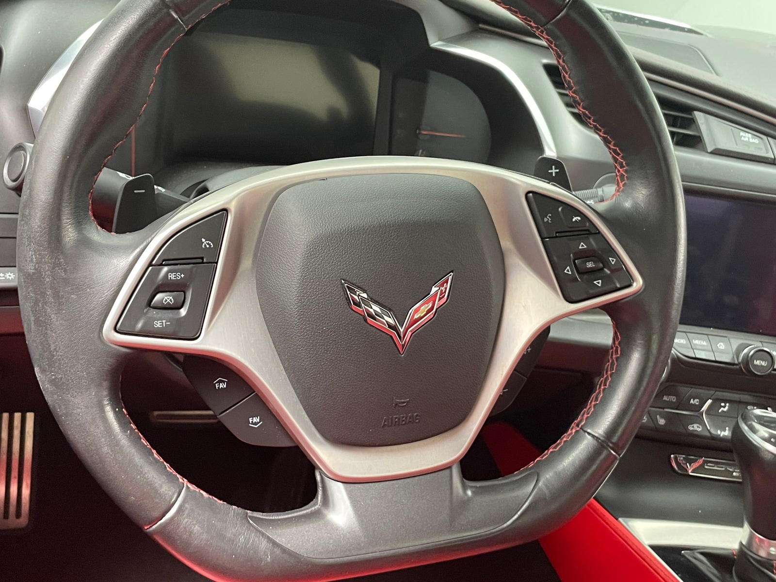 Thumbnail: 2016 Chevrolet Corvette - 3