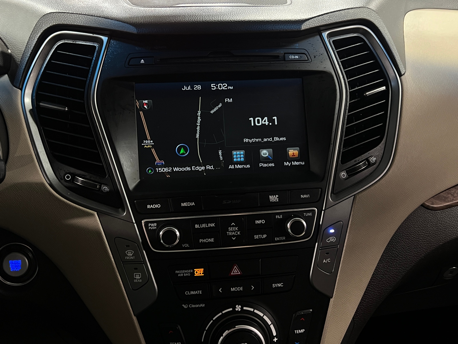 Thumbnail: 2018 Hyundai Santa Fe - 3