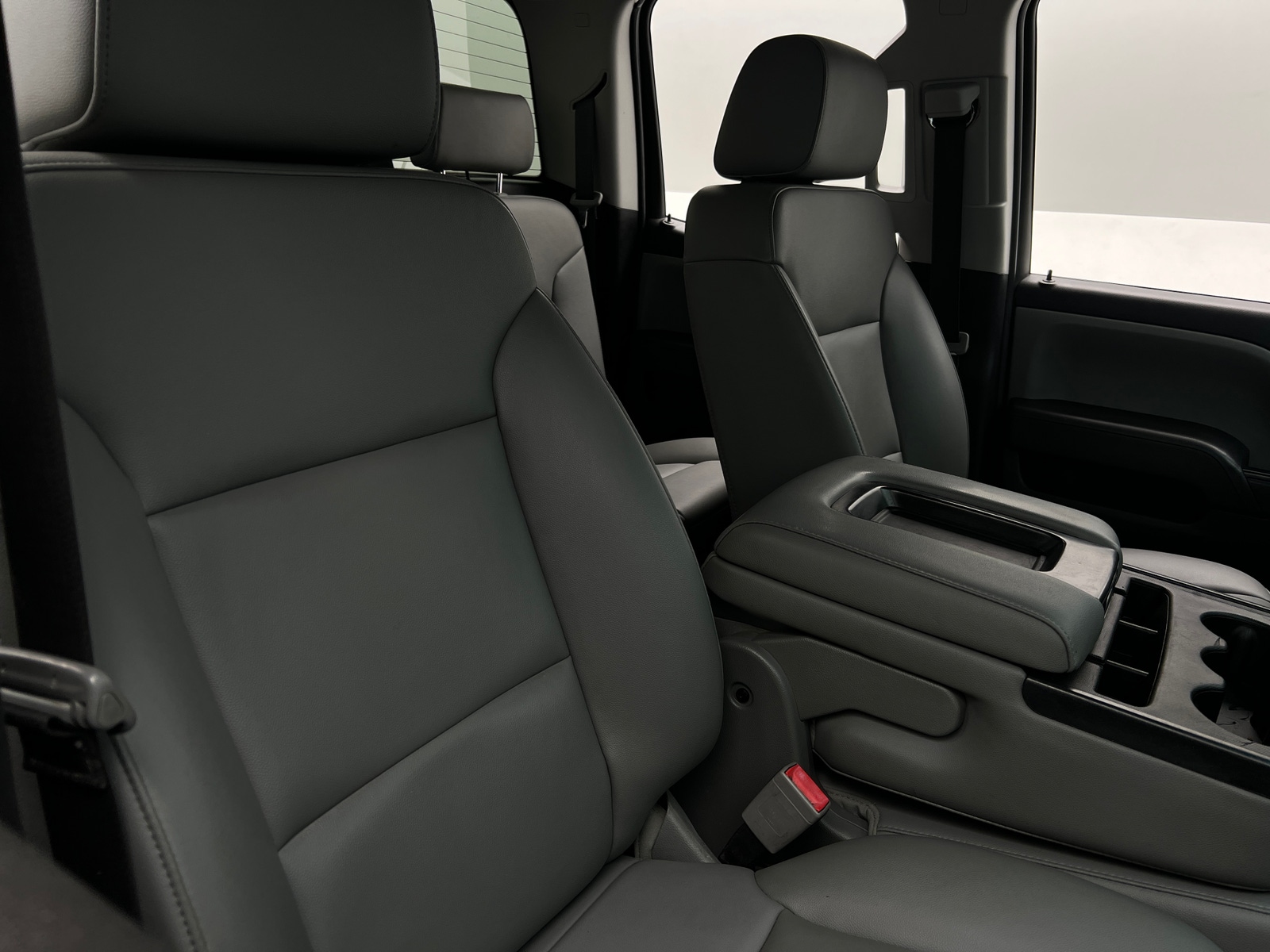Thumbnail: 2018 Chevrolet Silverado 1500 - 2