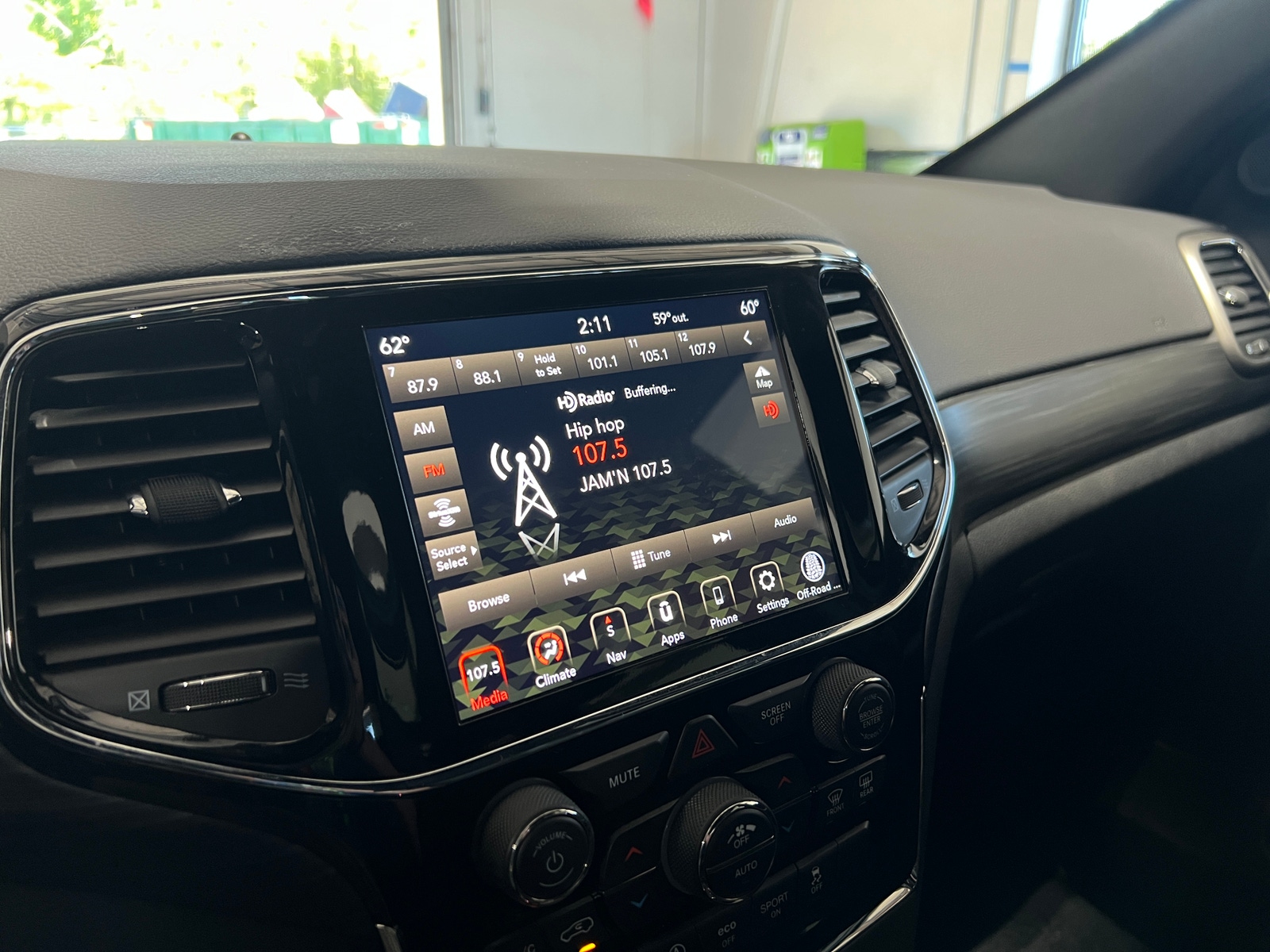 Thumbnail: 2019 Jeep Grand Cherokee - 4