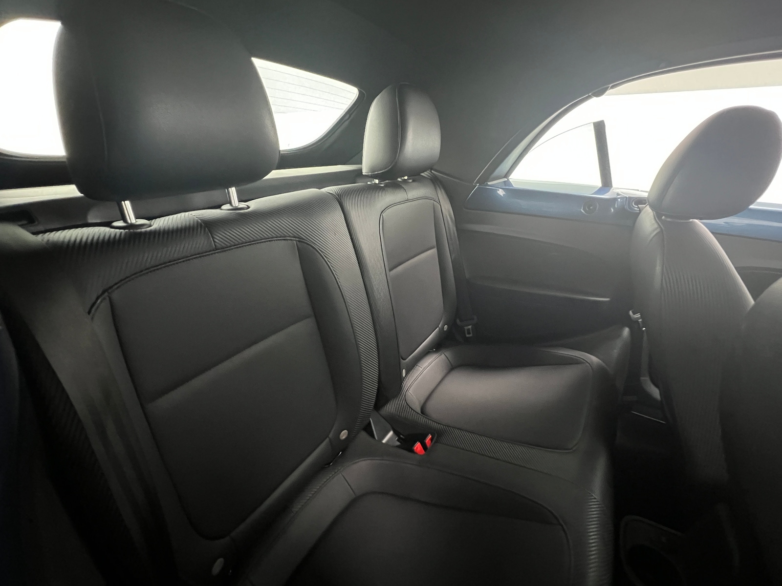 Thumbnail: 2019 Volkswagen Beetle - 5
