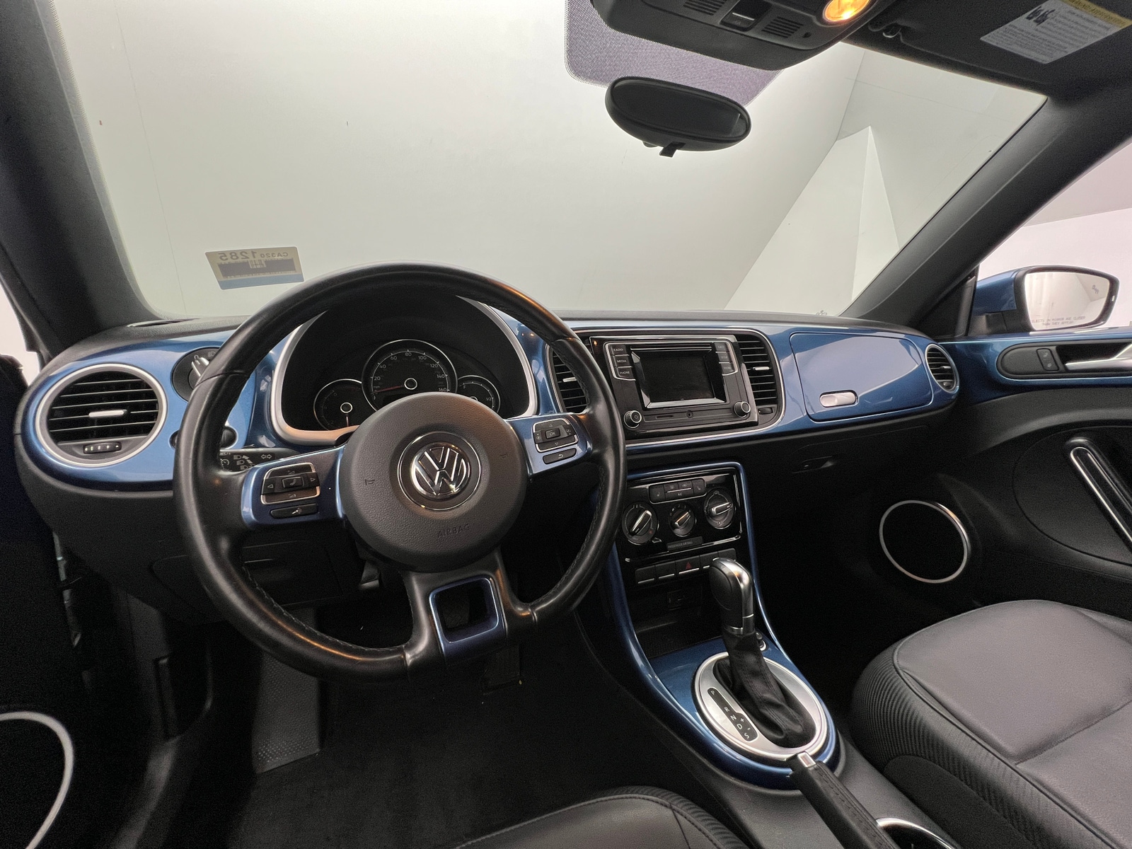 Thumbnail: 2019 Volkswagen Beetle - 2