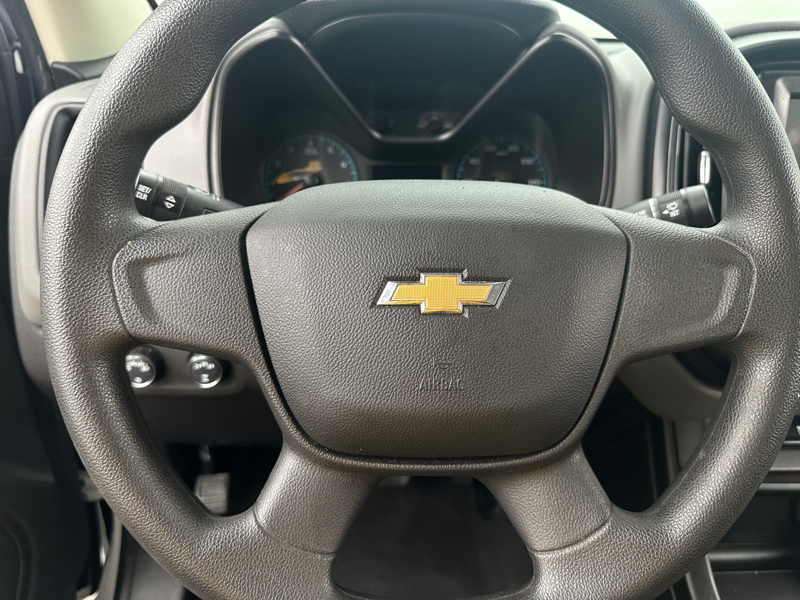 Thumbnail: 2022 Chevrolet Colorado - 5