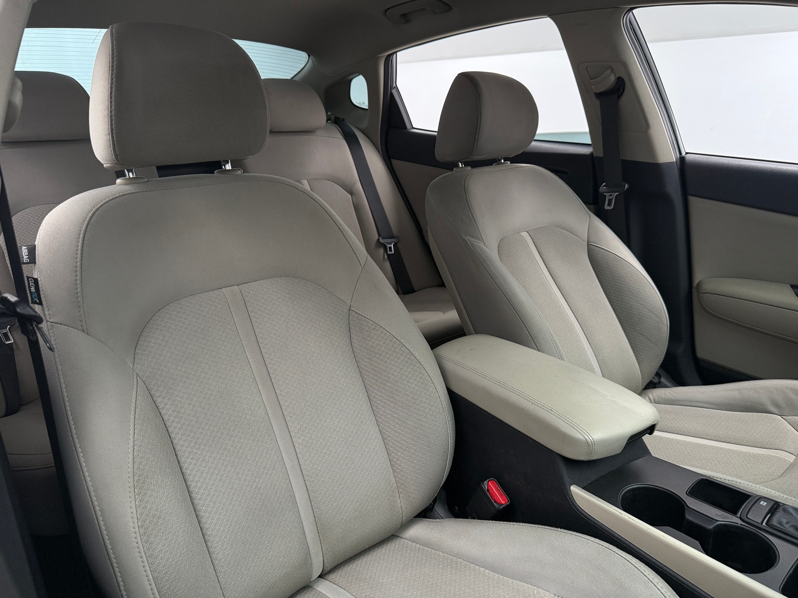 Thumbnail: 2016 Kia Optima - 2