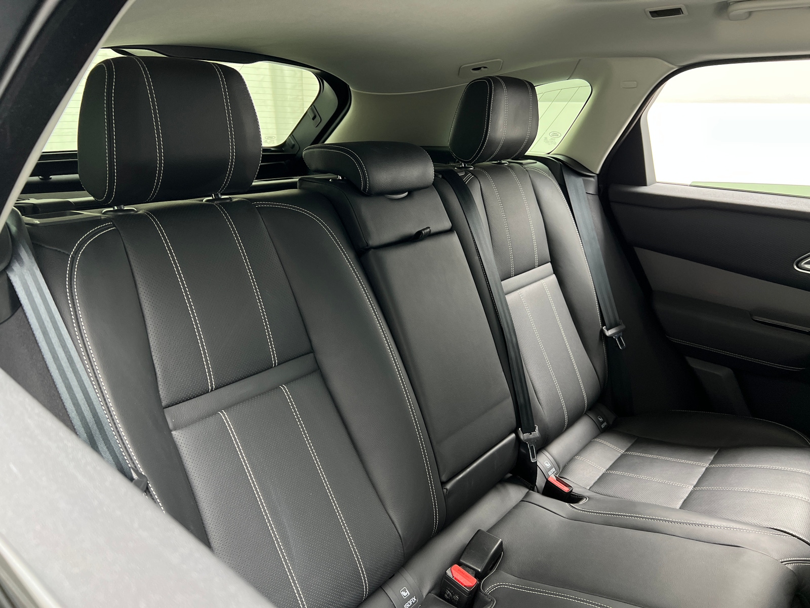 Thumbnail: 2020 Land Rover Range Rover Velar - 5