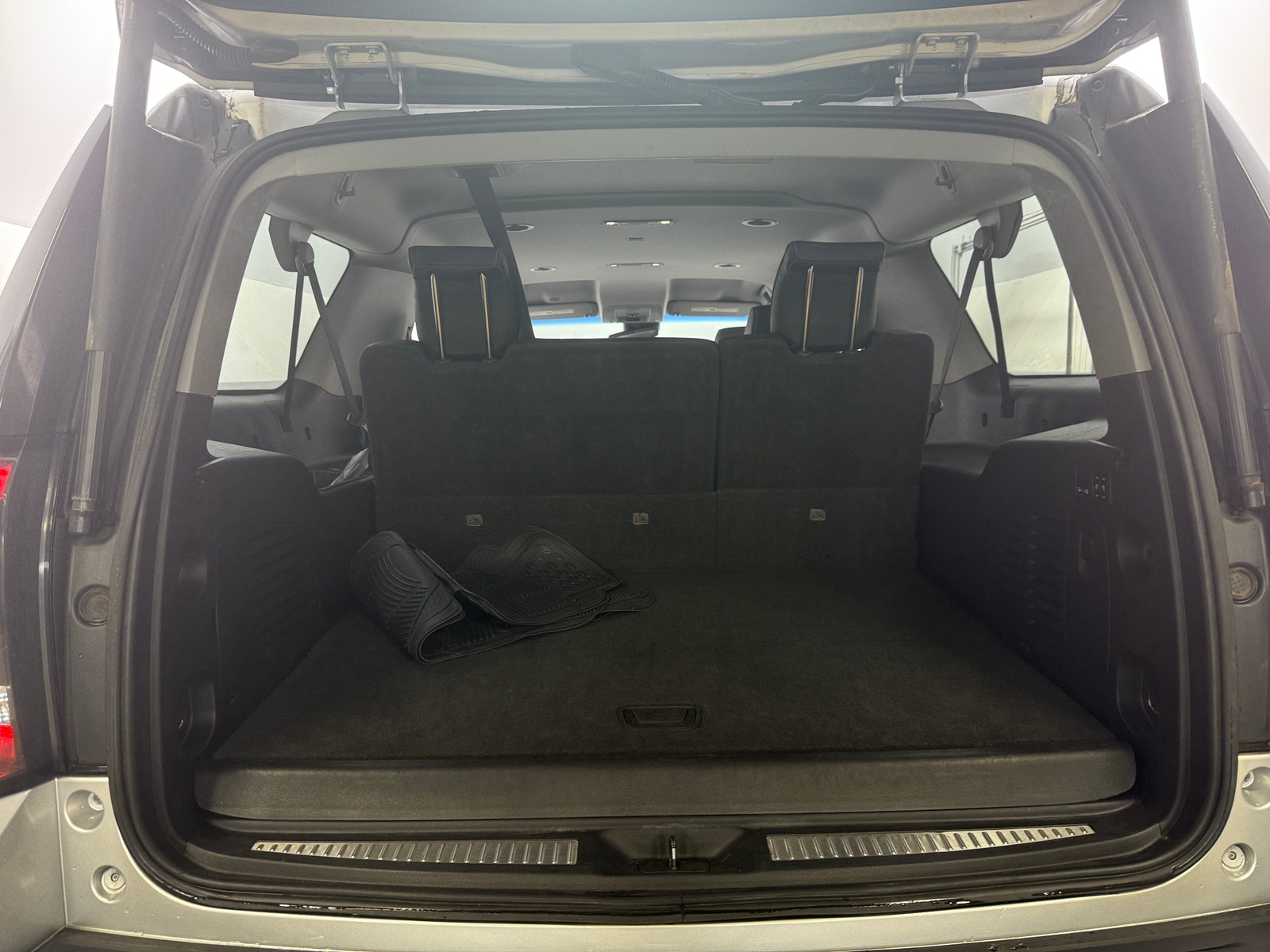 Thumbnail: 2019 GMC Yukon XL - 6