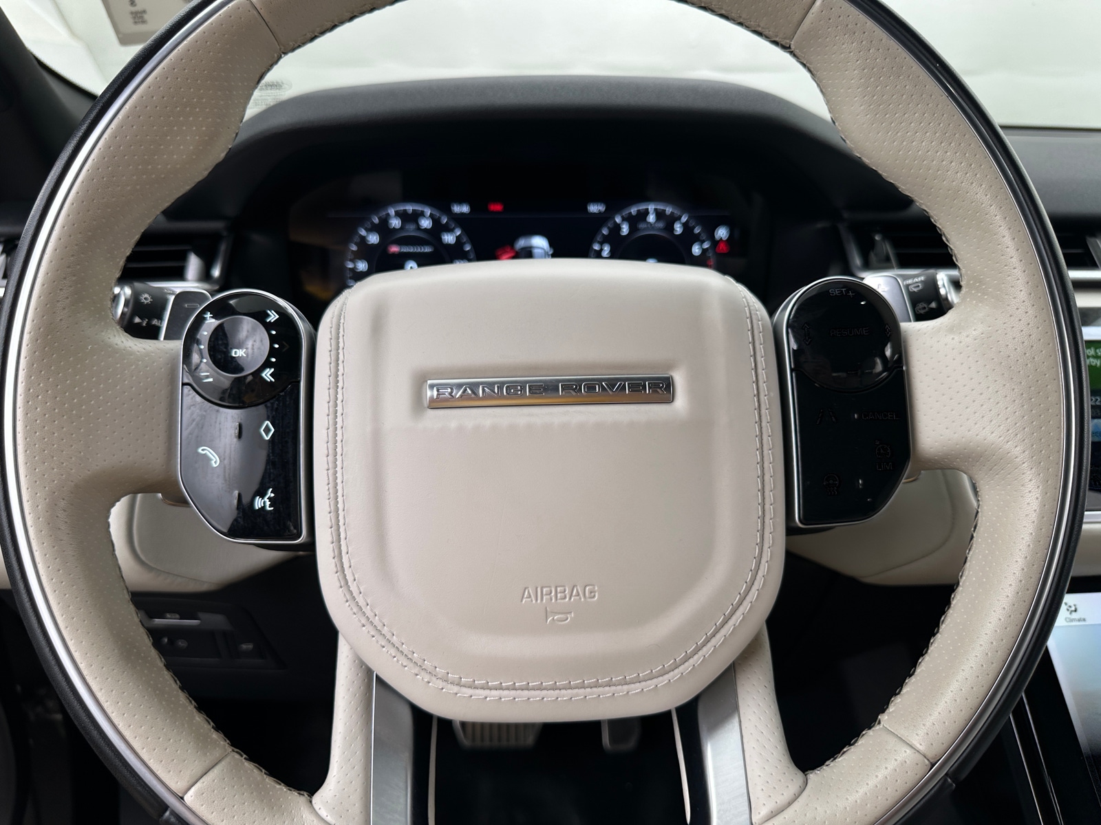 Thumbnail: 2019 Land Rover Range Rover Velar - 4