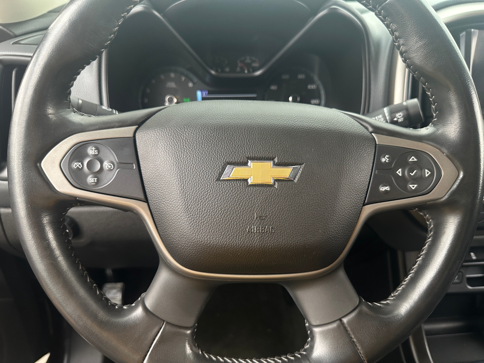 Thumbnail: 2018 Chevrolet Colorado - 4