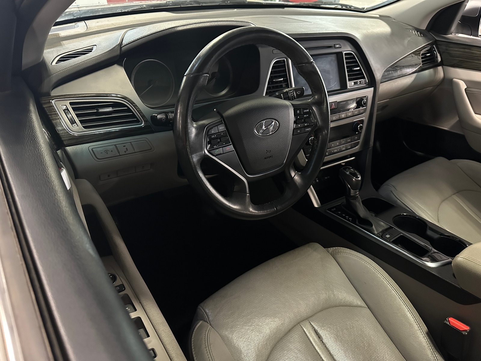 Thumbnail: 2017 Hyundai Sonata - 2
