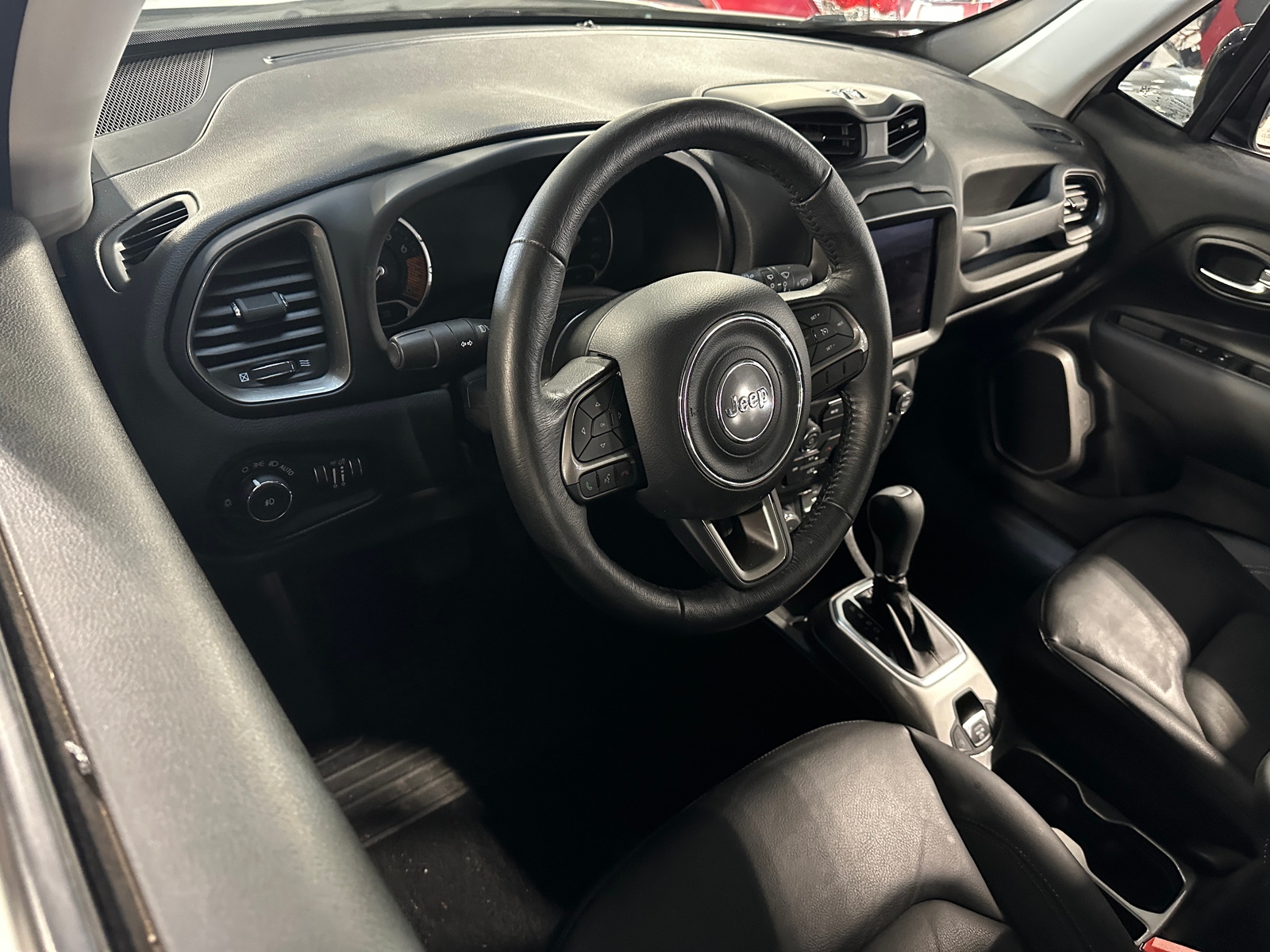 Thumbnail: 2022 Jeep Renegade - 2