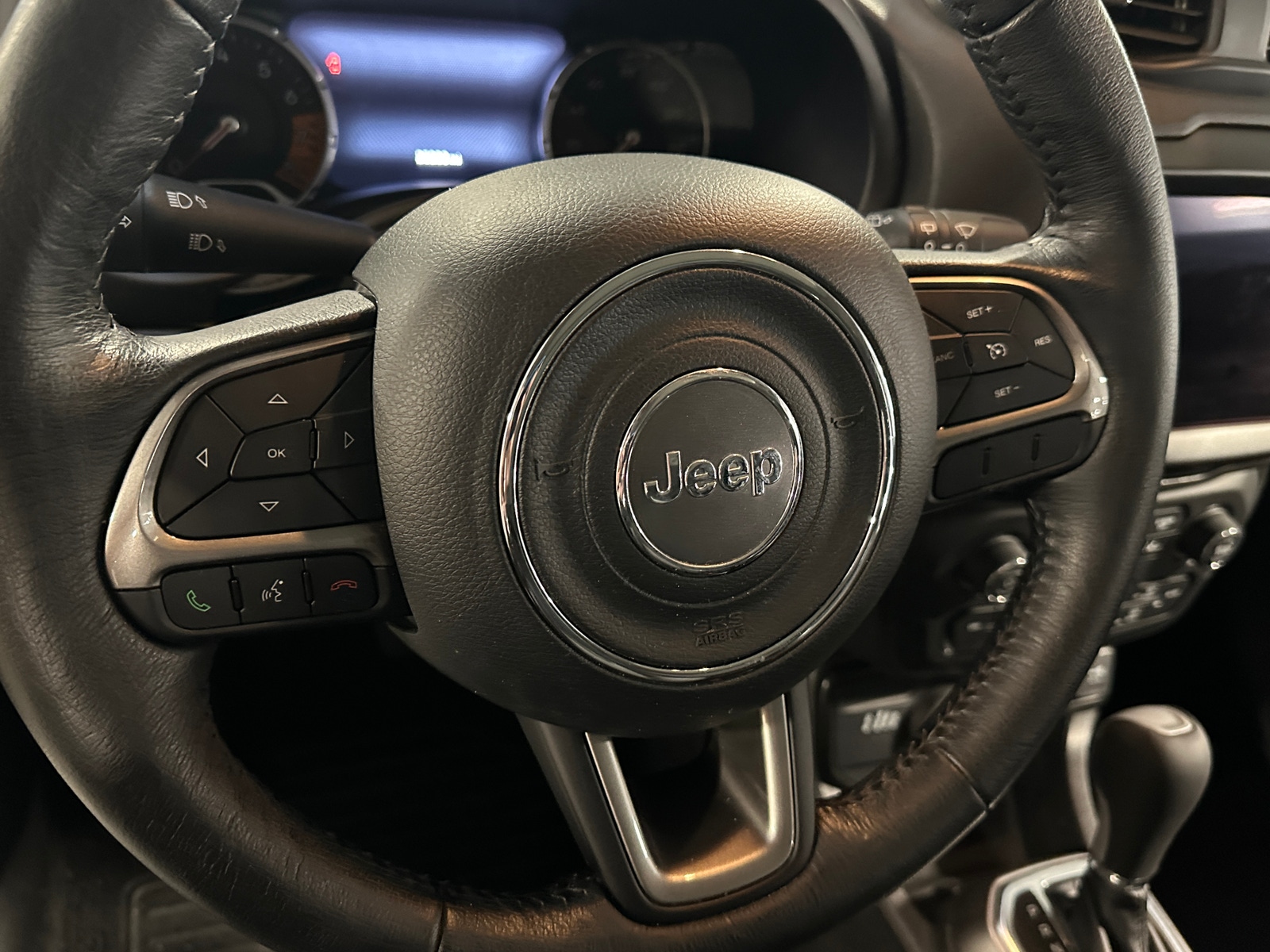 Thumbnail: 2022 Jeep Renegade - 4