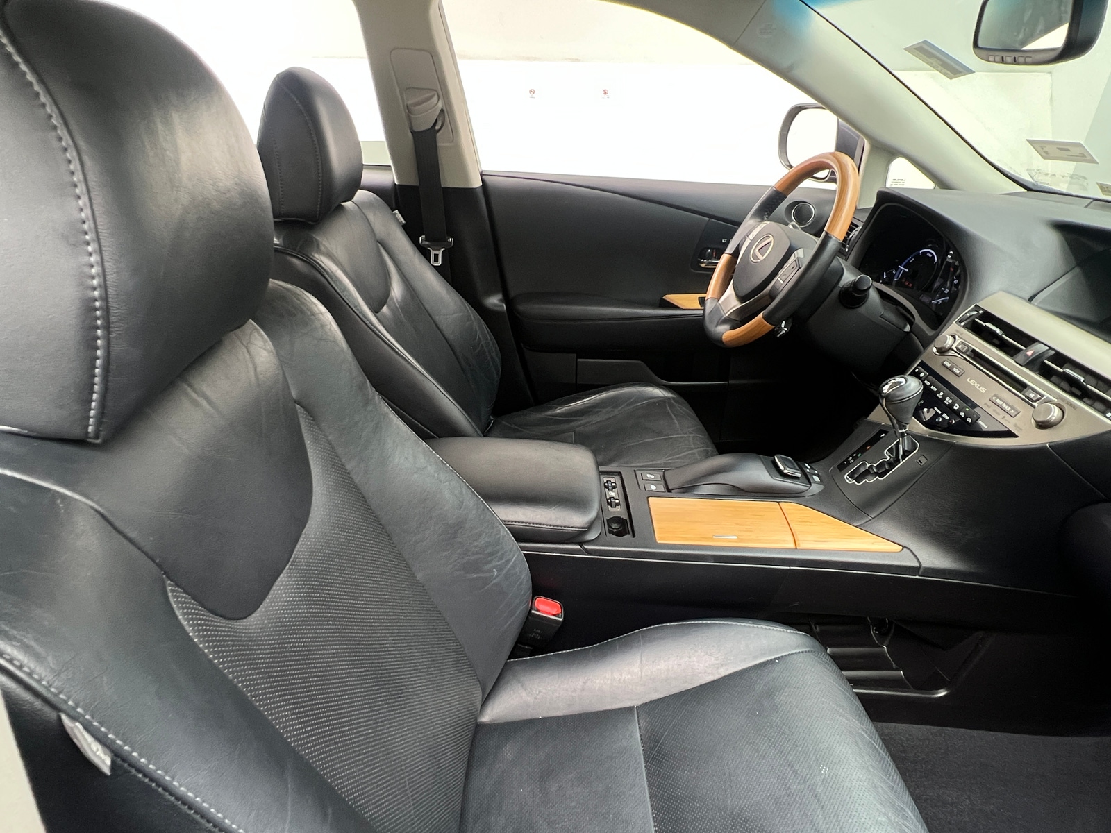 Thumbnail: 2015 Lexus RX - 2