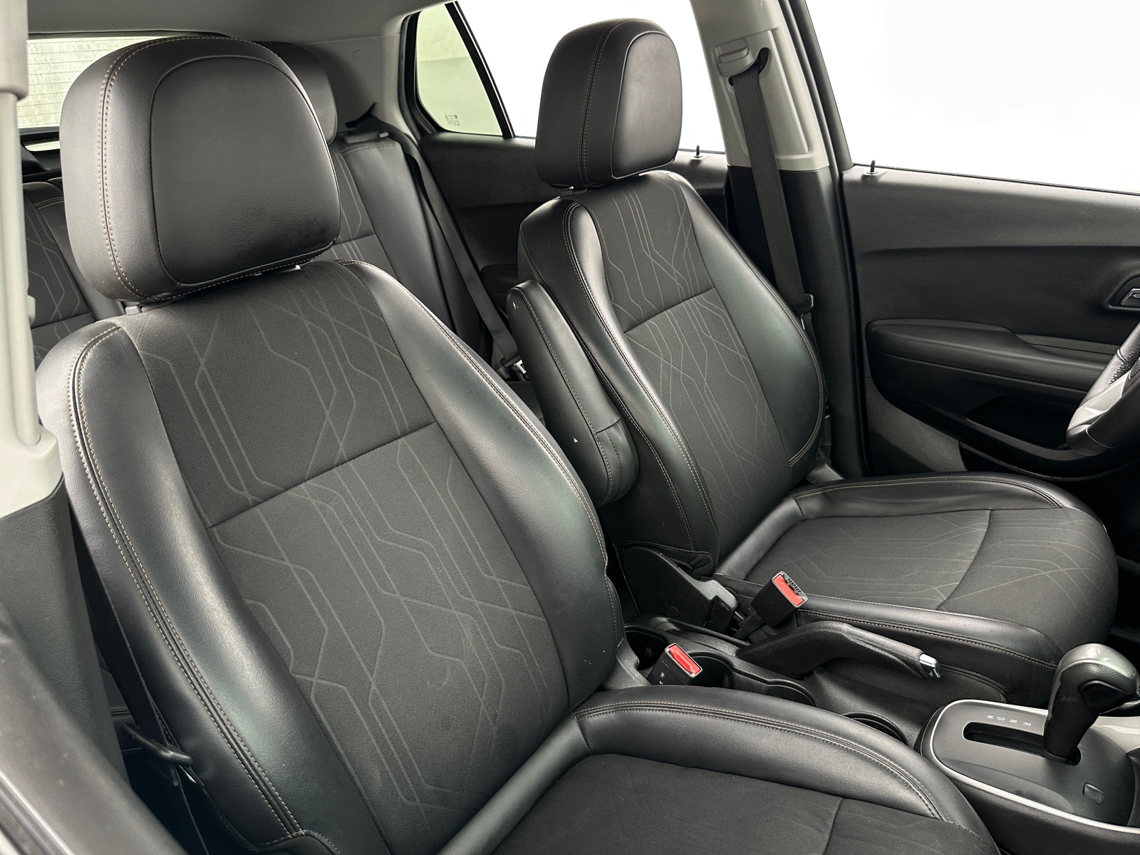 Thumbnail: 2020 Chevrolet Trax - 2