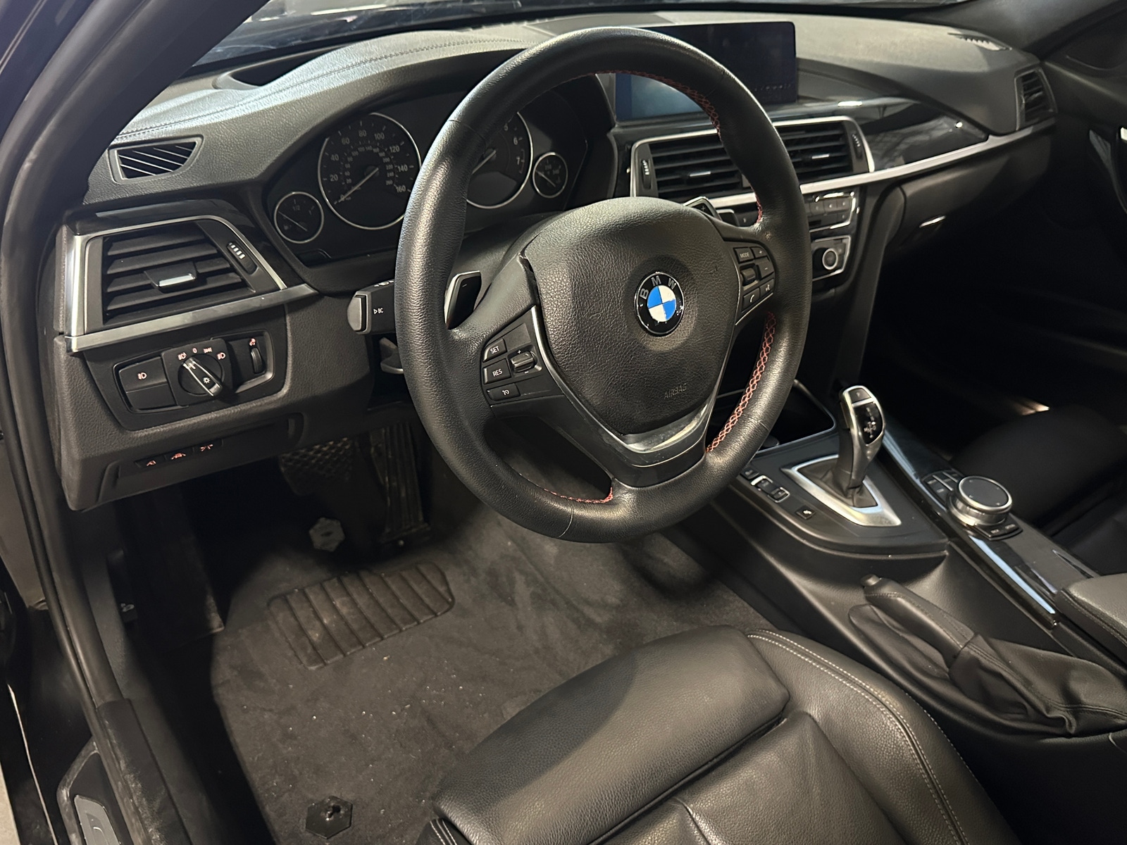 Thumbnail: 2018 BMW 3 Series - 2