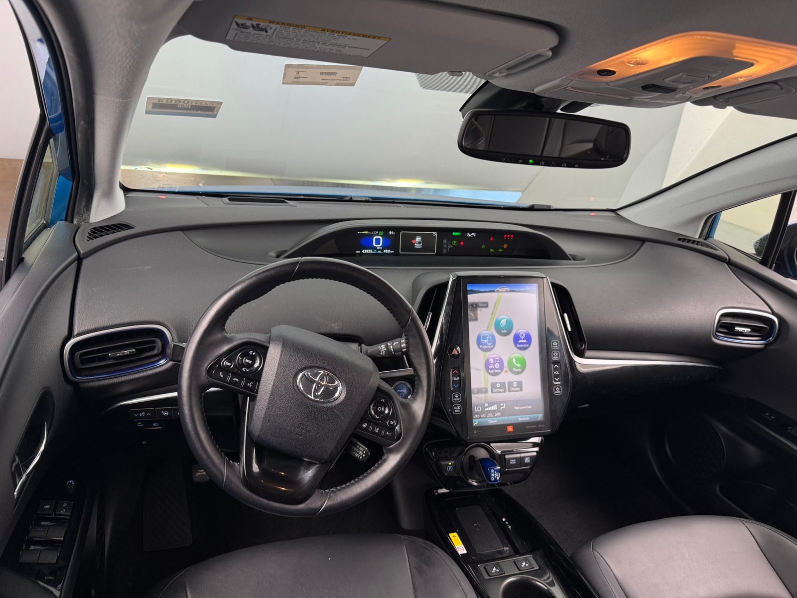 Thumbnail: 2022 Toyota Prius - 2