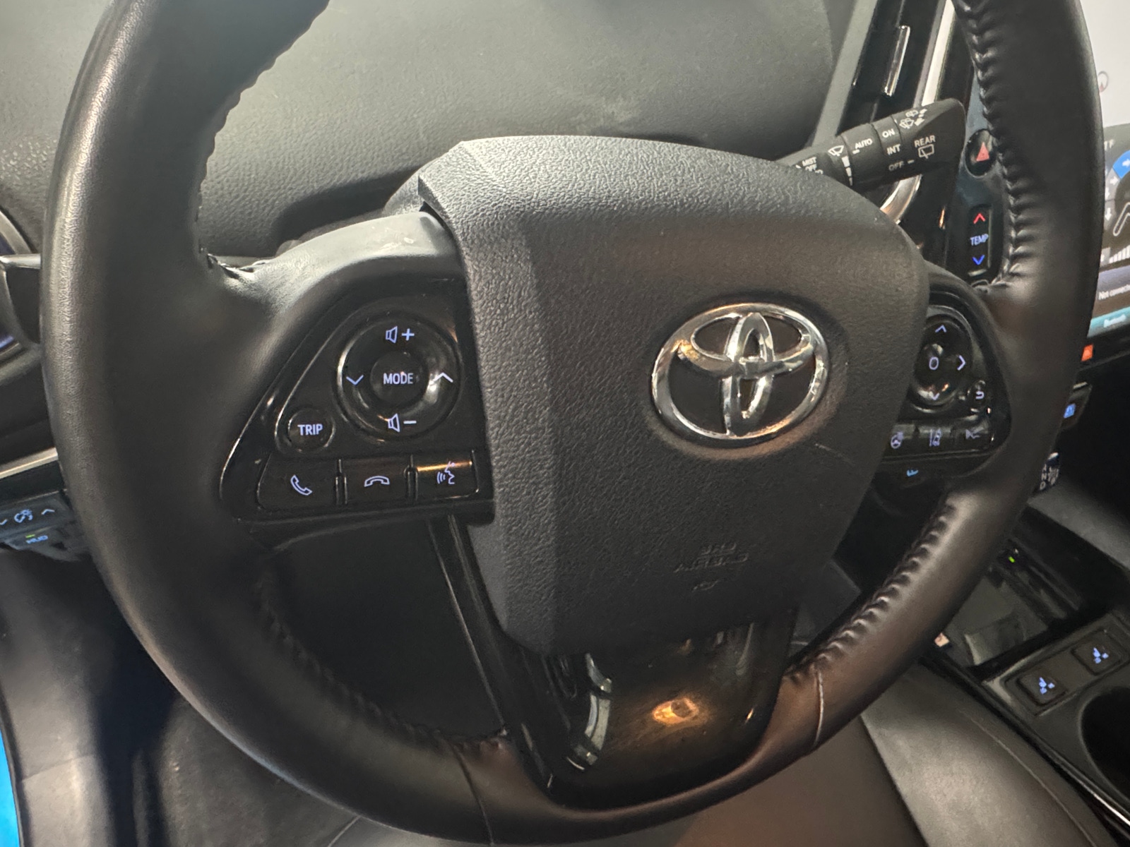 Thumbnail: 2022 Toyota Prius - 4