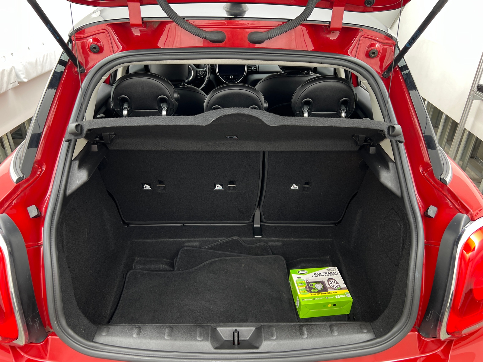 Thumbnail: 2017 MINI Cooper Hardtop - 6