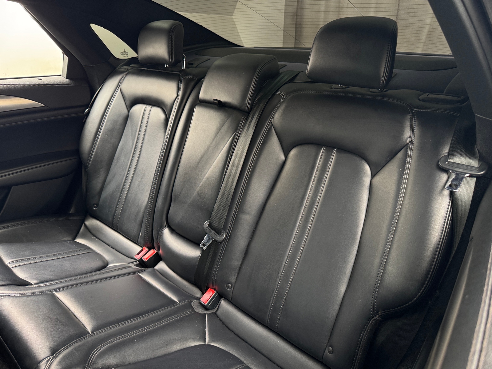 Thumbnail: 2020 Lincoln MKZ - 5