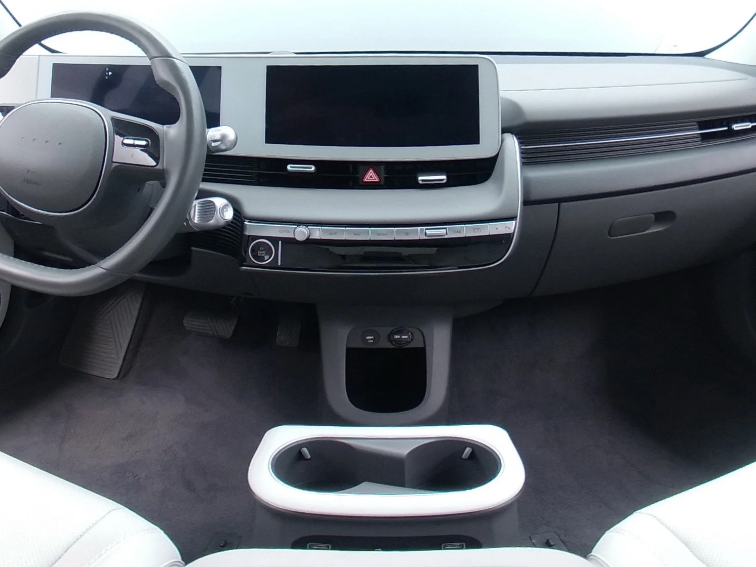 Thumbnail: 2023 Hyundai Ioniq 5 - 2