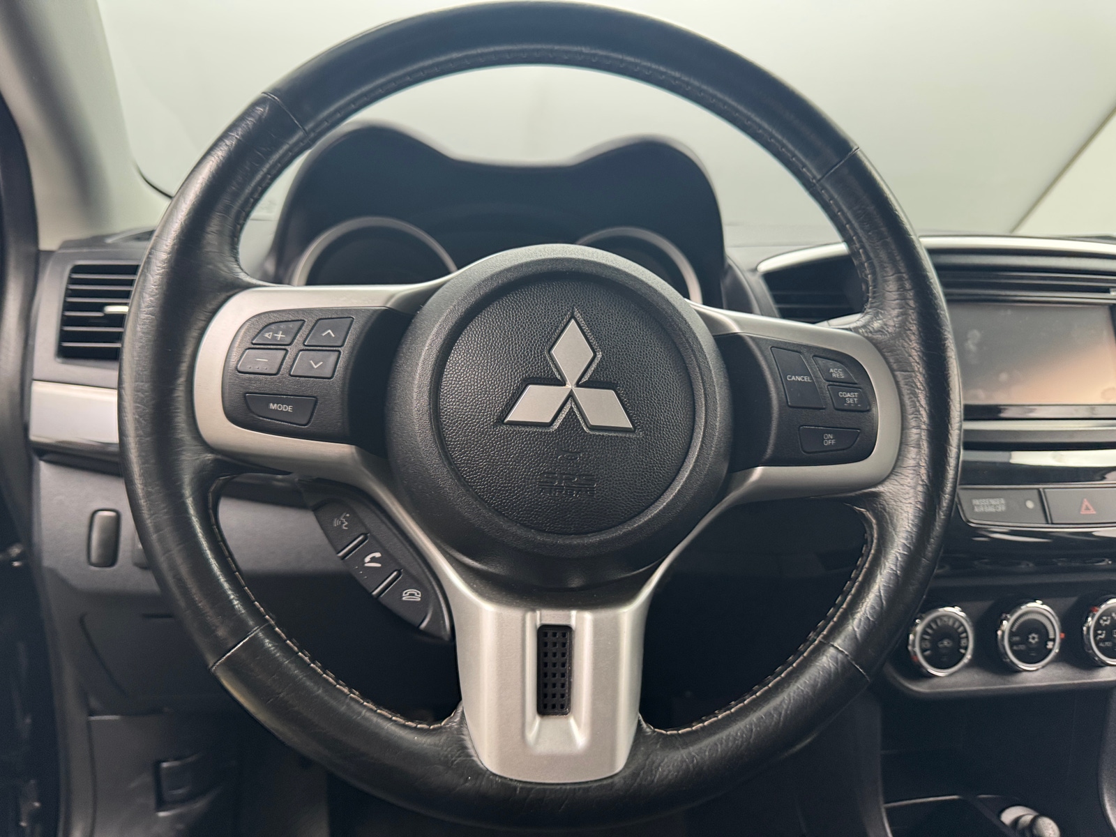Thumbnail: 2014 Mitsubishi Lancer - 5