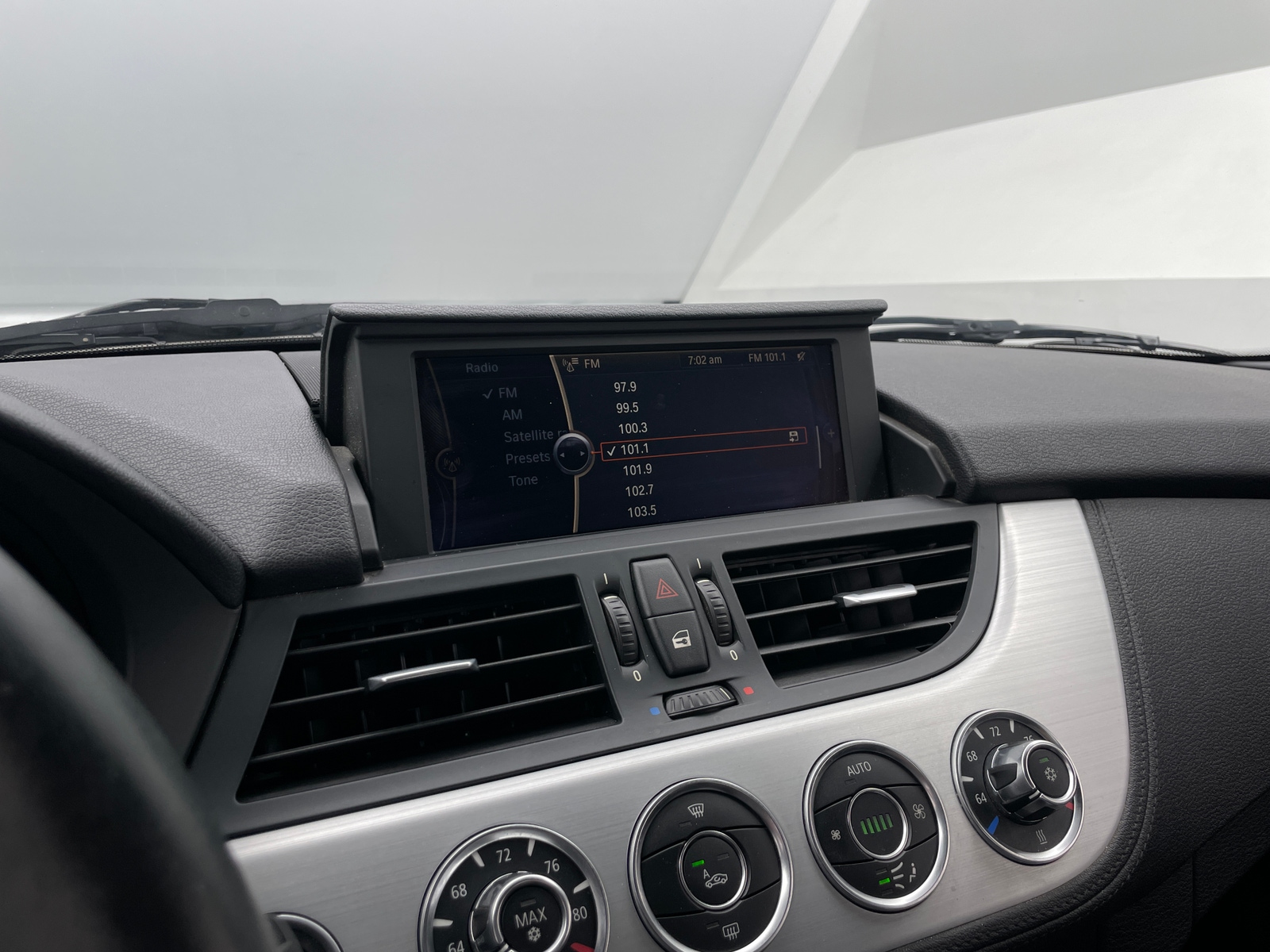 Thumbnail: 2011 BMW Z4 - 3