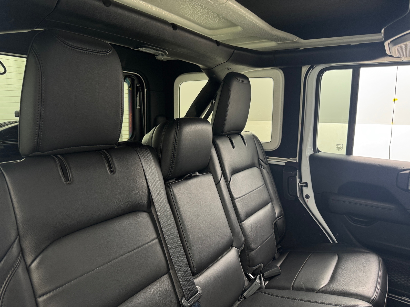 Thumbnail: 2020 Jeep Wrangler - 5