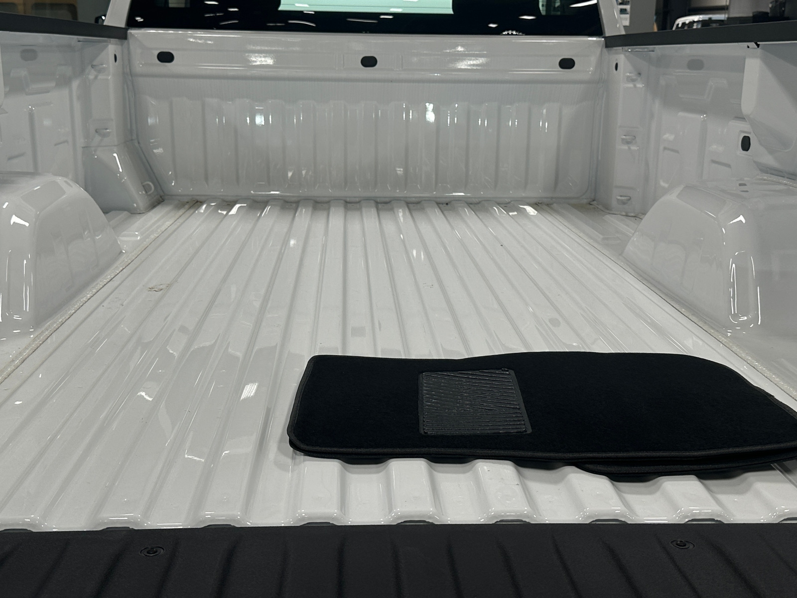 Thumbnail: 2025 GMC Sierra 1500 - 6