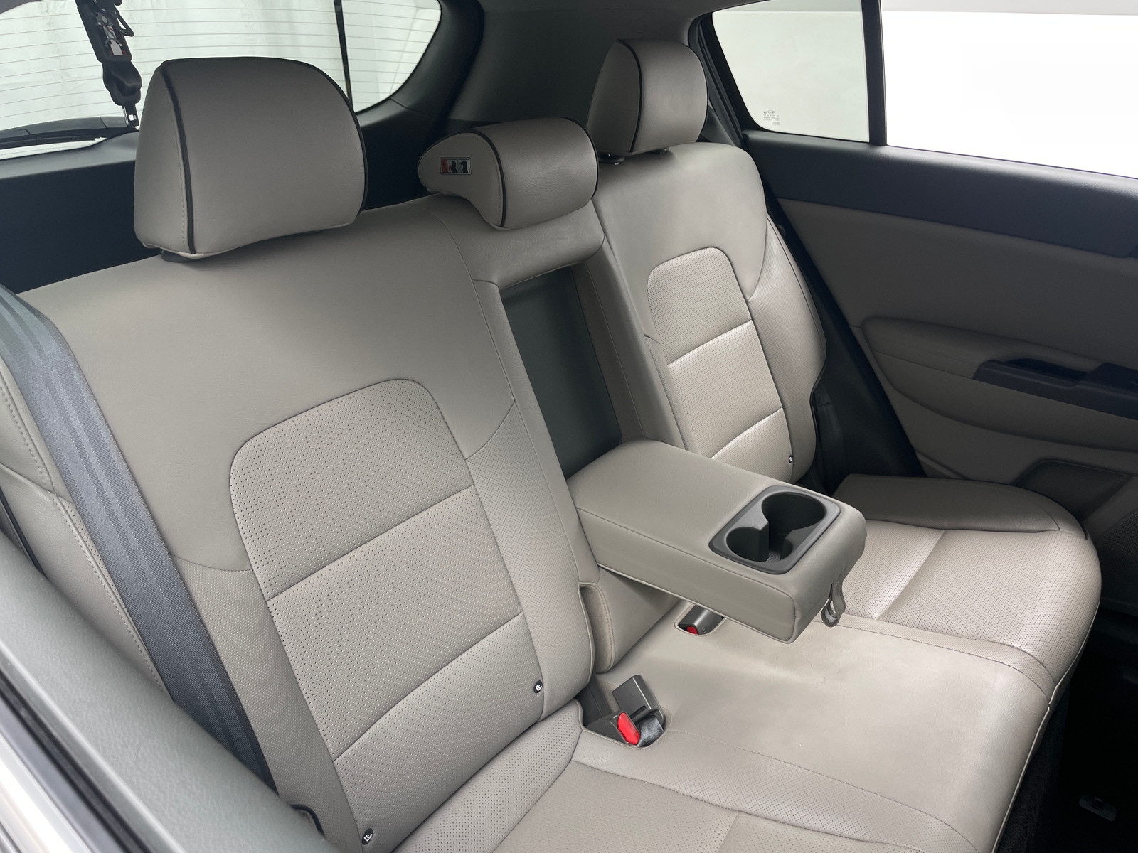 Thumbnail: 2017 Kia Sportage - 5