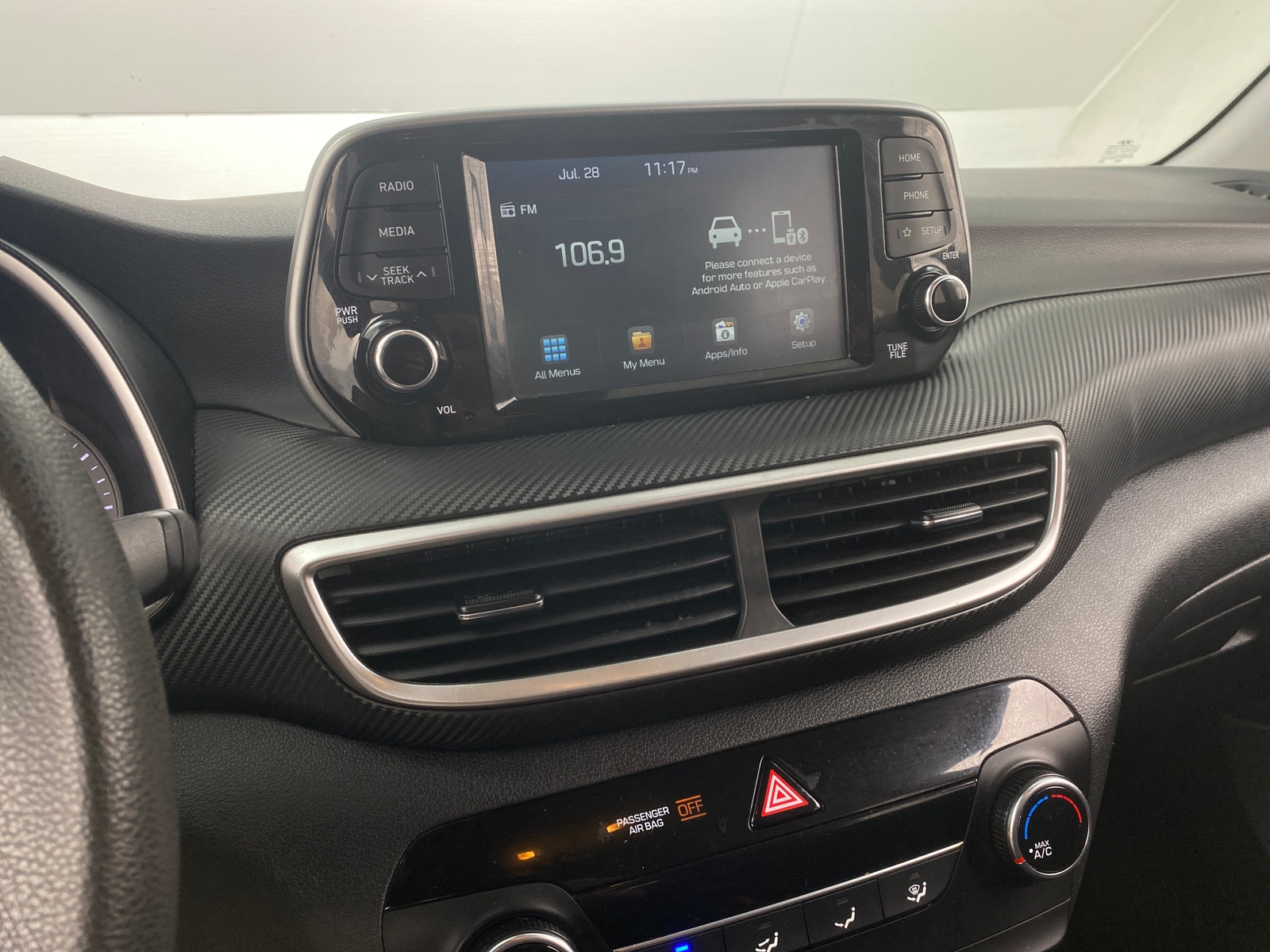 Thumbnail: 2019 Hyundai Tucson - 4