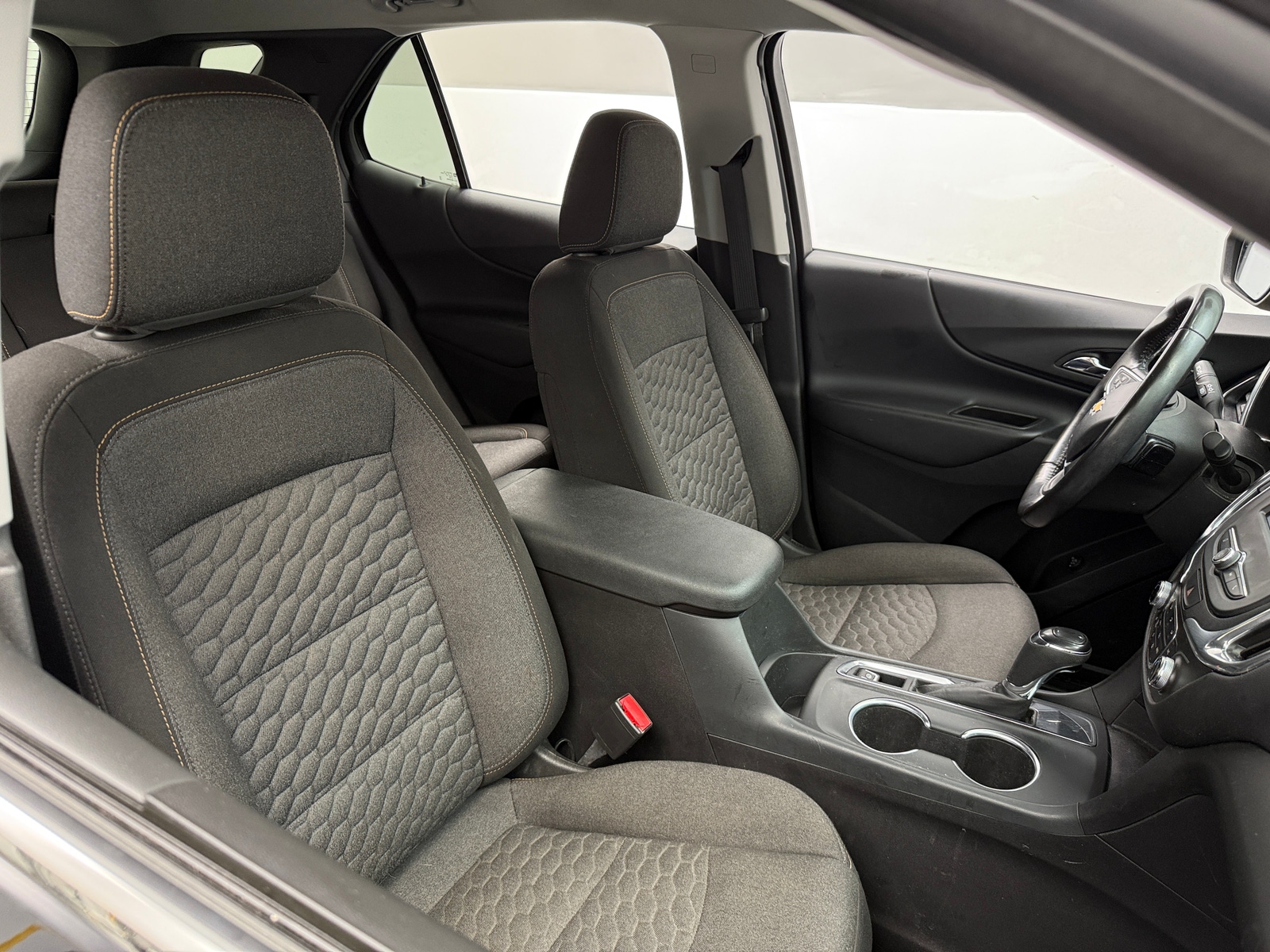 Thumbnail: 2021 Chevrolet Equinox - 2