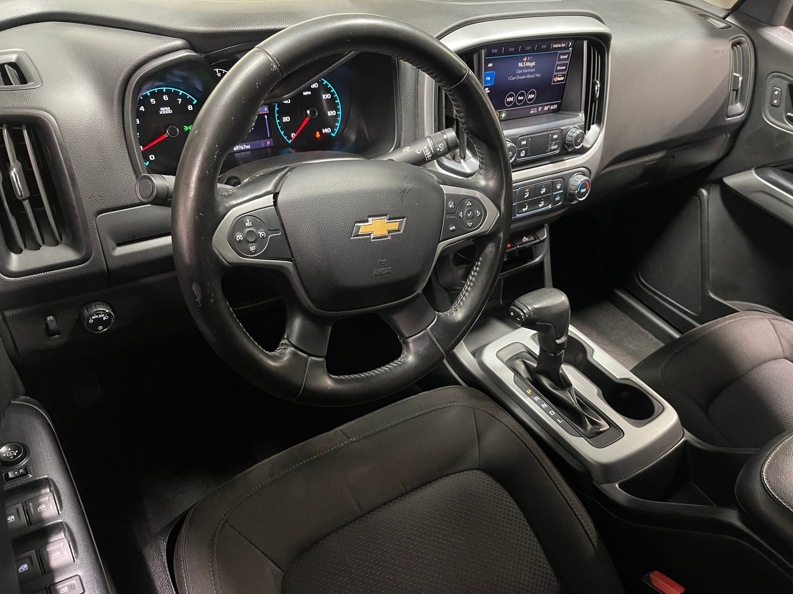 Thumbnail: 2020 Chevrolet Colorado - 3