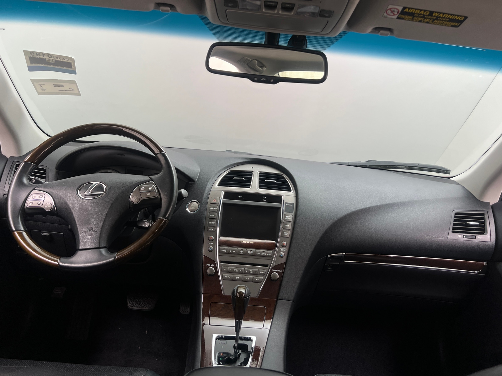 Thumbnail: 2012 Lexus ES - 2