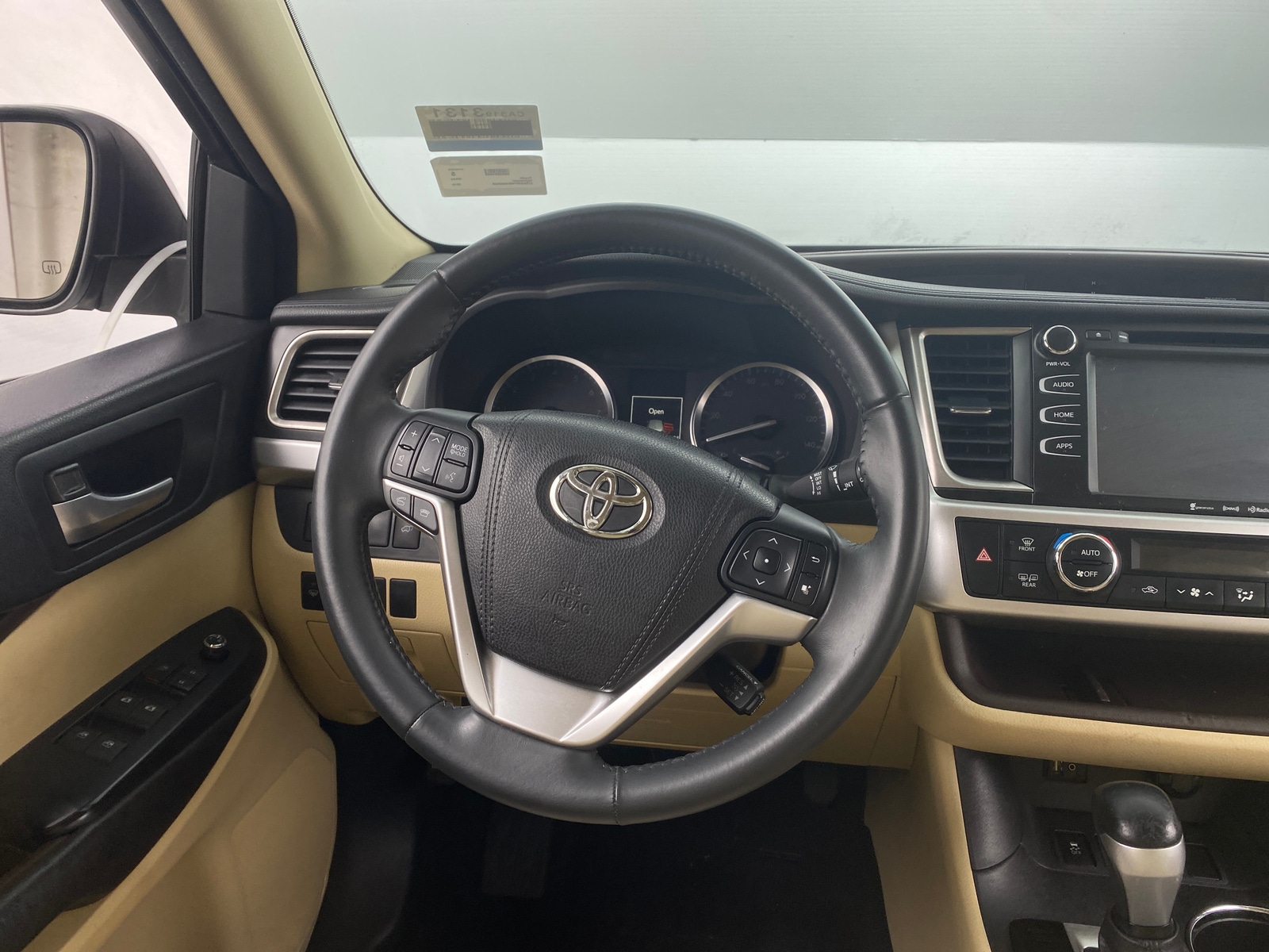 Thumbnail: 2016 Toyota Highlander - 4