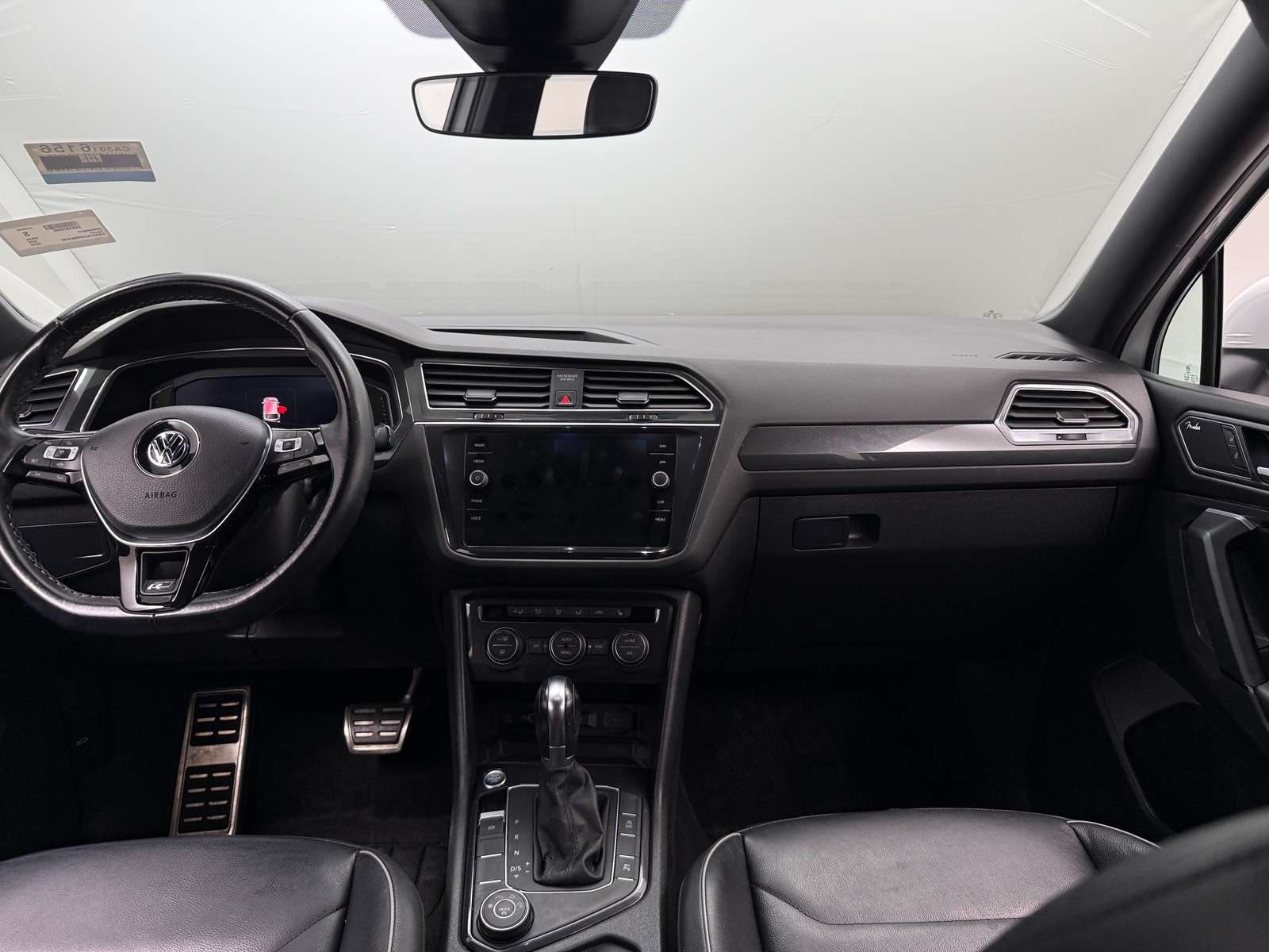 Thumbnail: 2019 Volkswagen Tiguan - 2
