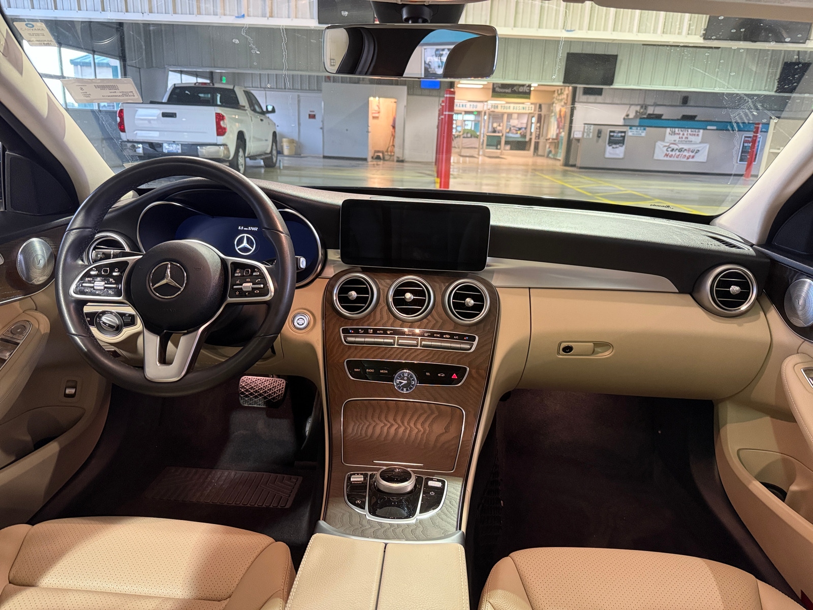 Thumbnail: 2021 Mercedes-Benz C-Class - 2