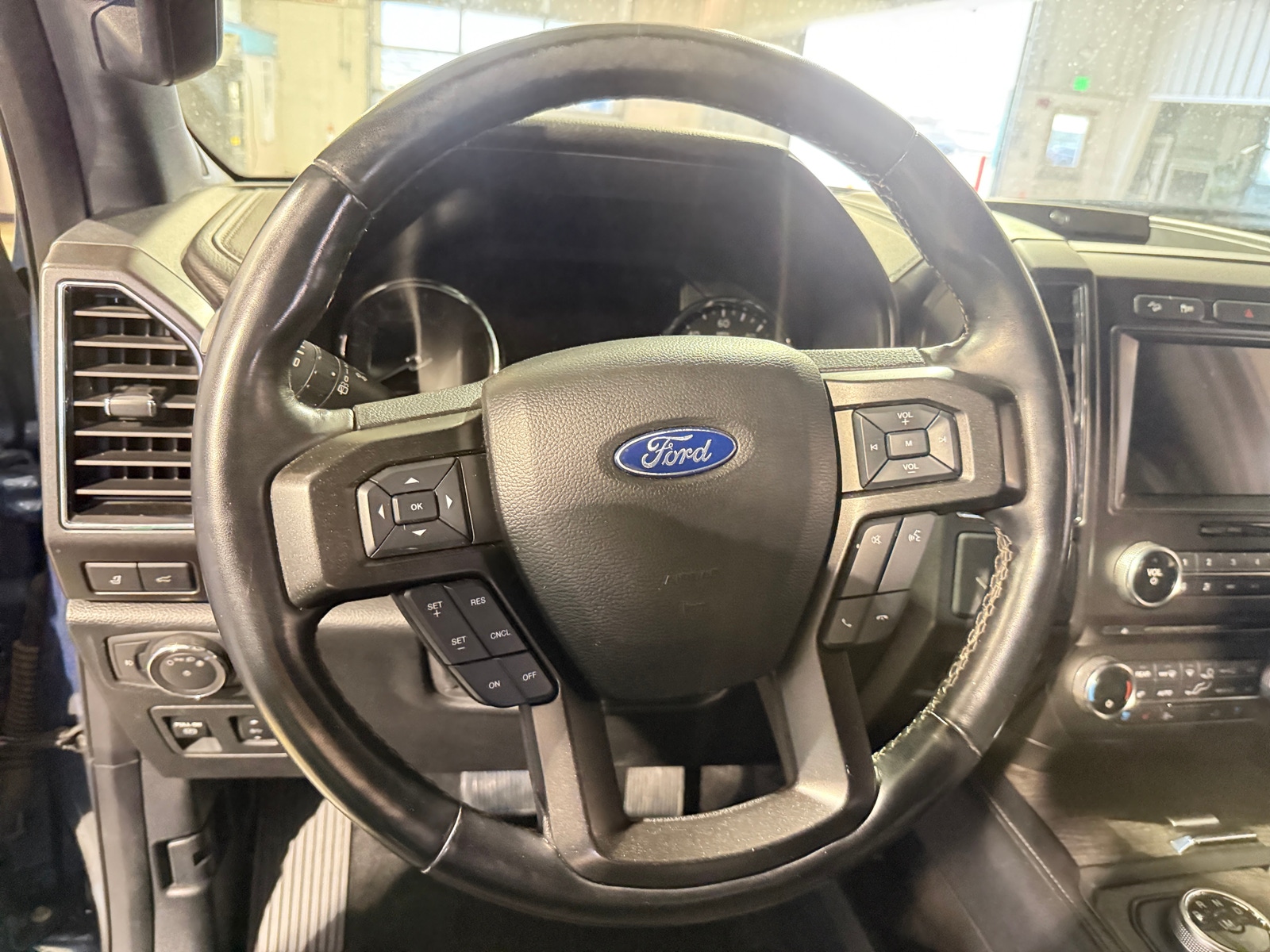 Thumbnail: 2018 Ford Expedition MAX - 4