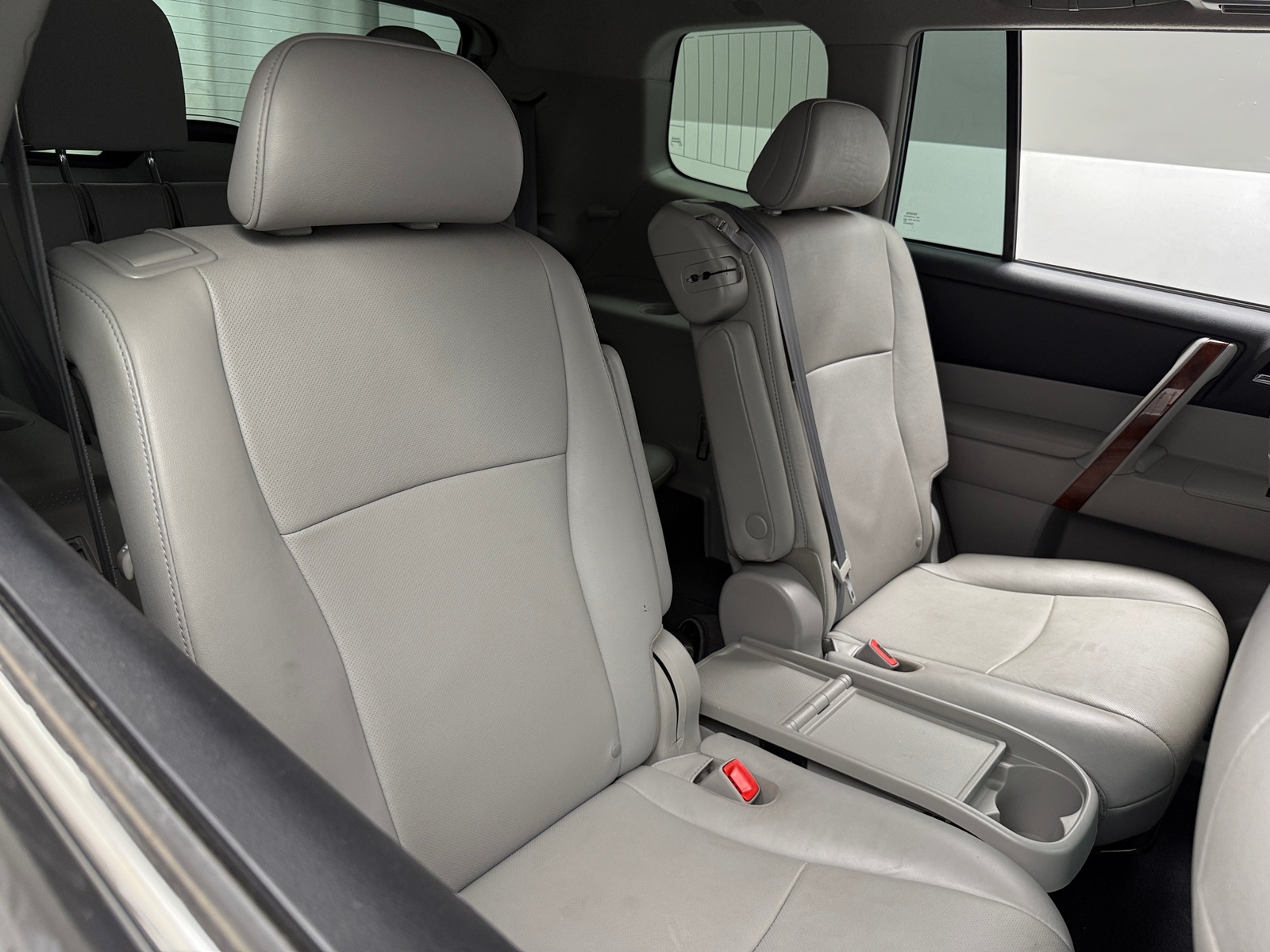 Thumbnail: 2012 Toyota Highlander - 5