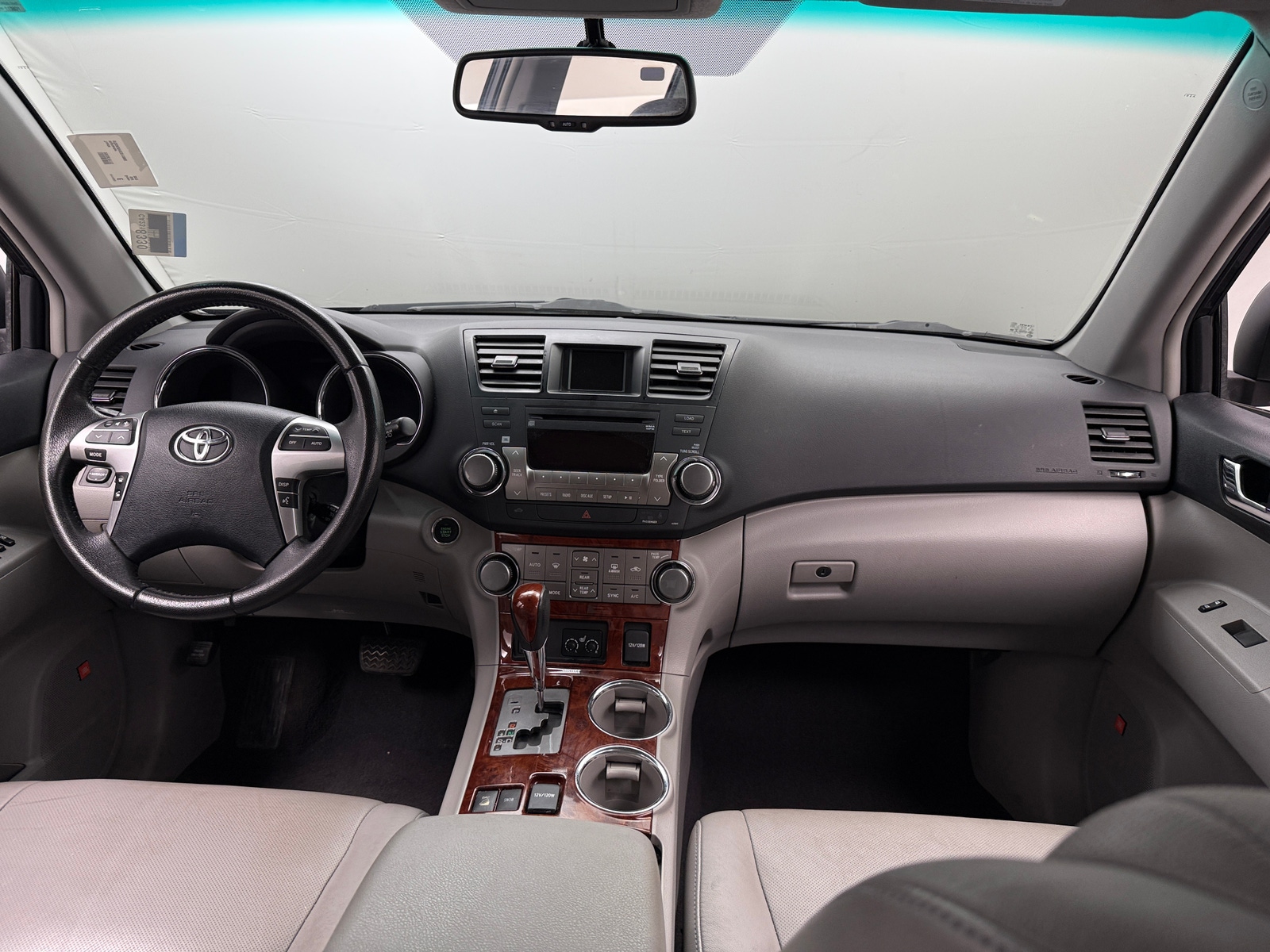 Thumbnail: 2012 Toyota Highlander - 2