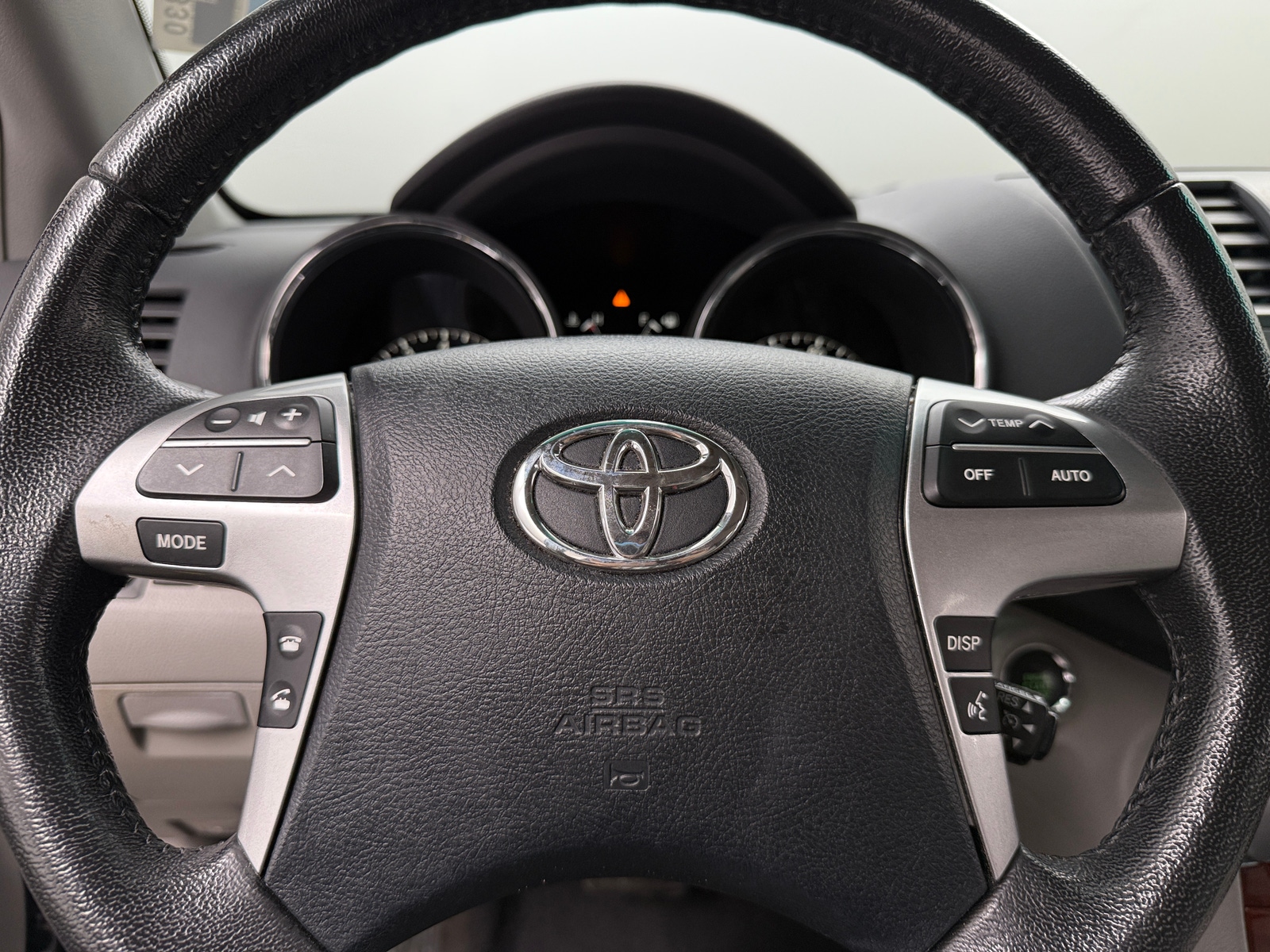 Thumbnail: 2012 Toyota Highlander - 4