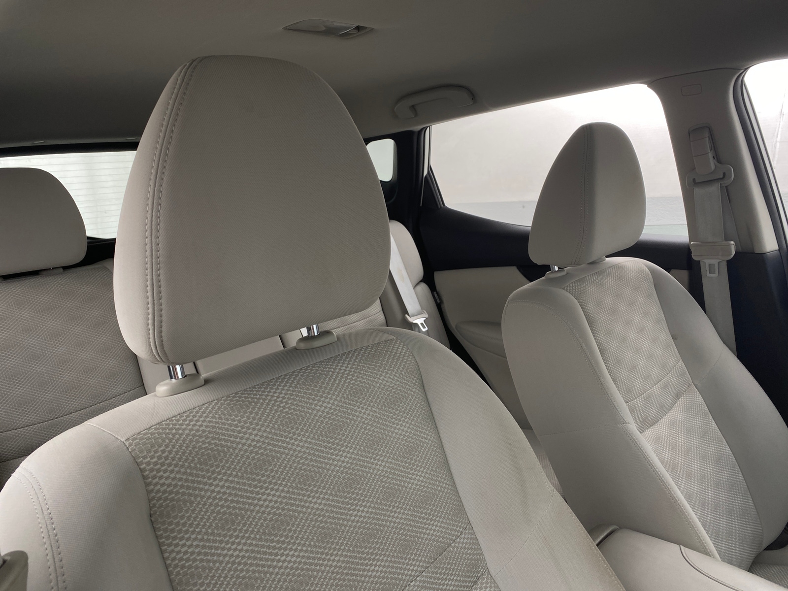 Thumbnail: 2021 Nissan Rogue Sport - 2