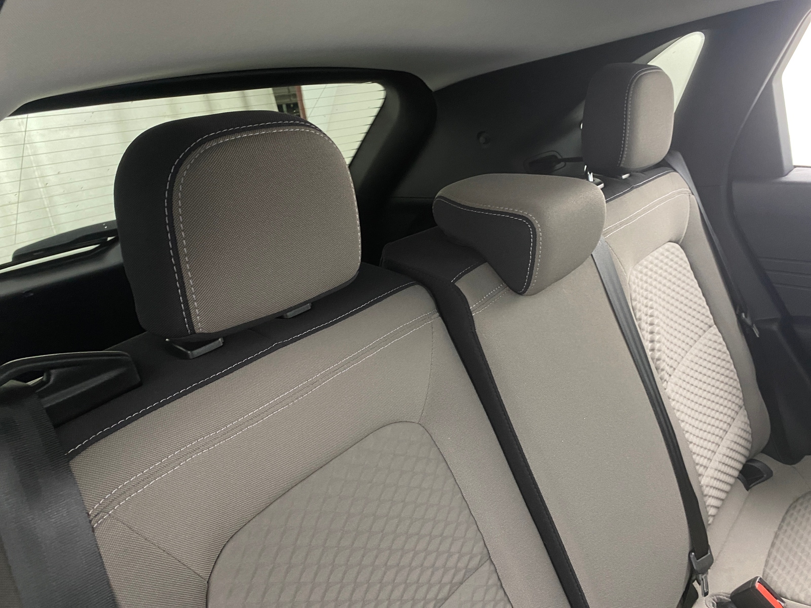 Thumbnail: 2021 Ford Escape - 6