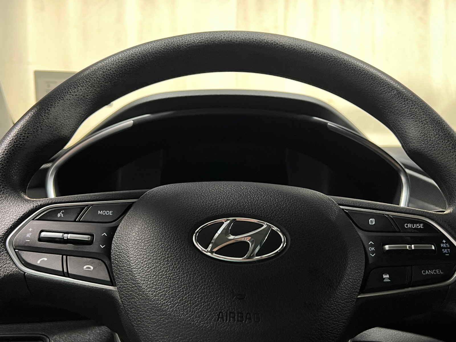 Thumbnail: 2019 Hyundai Santa Fe - 5