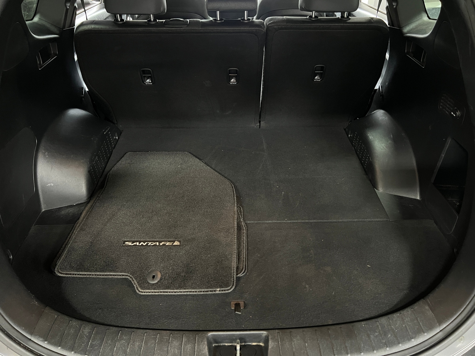 Thumbnail: 2019 Hyundai Santa Fe - 7