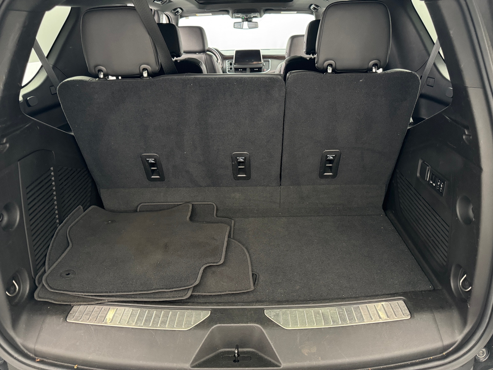 Thumbnail: 2021 Chevrolet Tahoe - 6