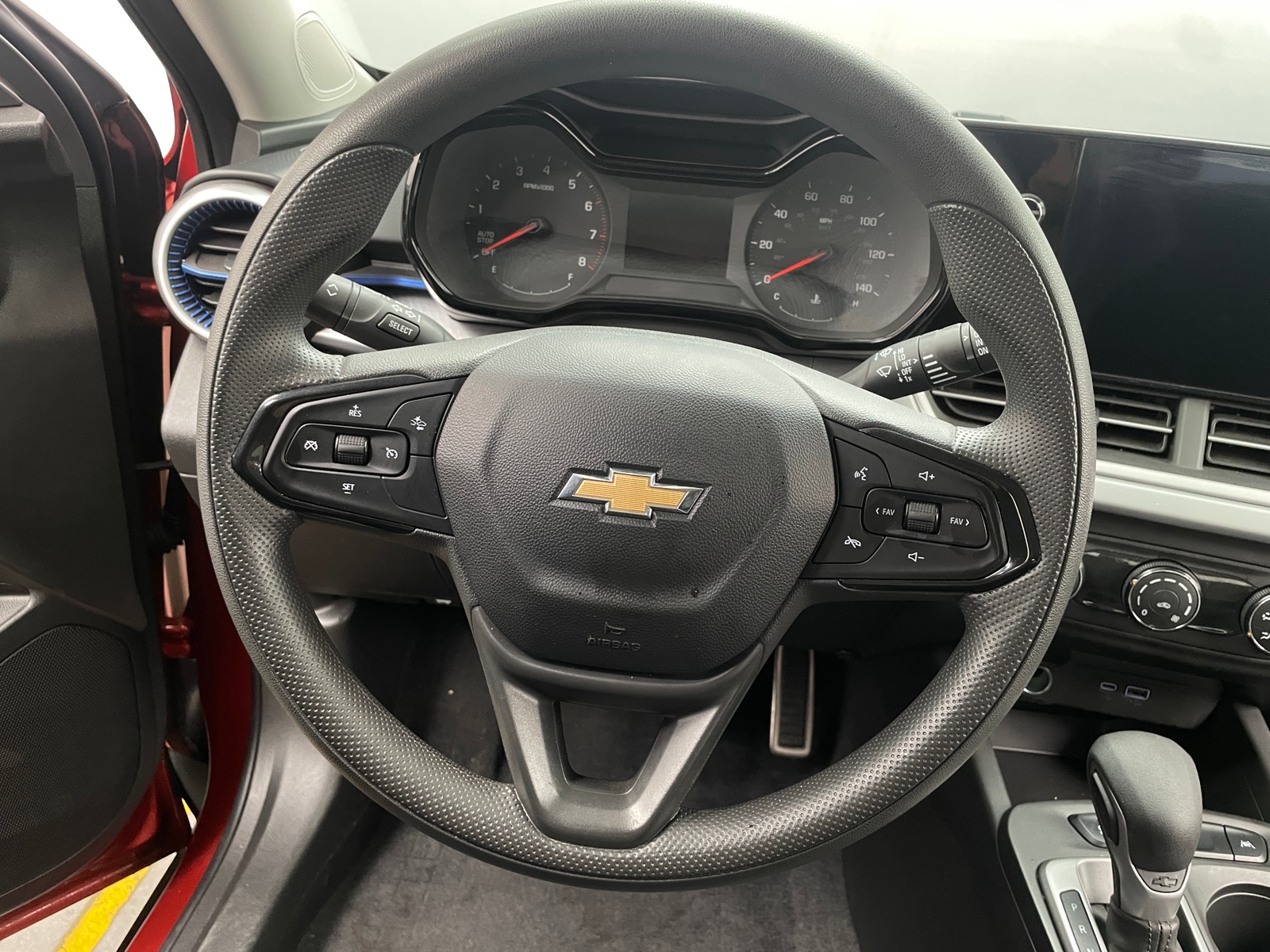 Thumbnail: 2024 Chevrolet Trax - 5